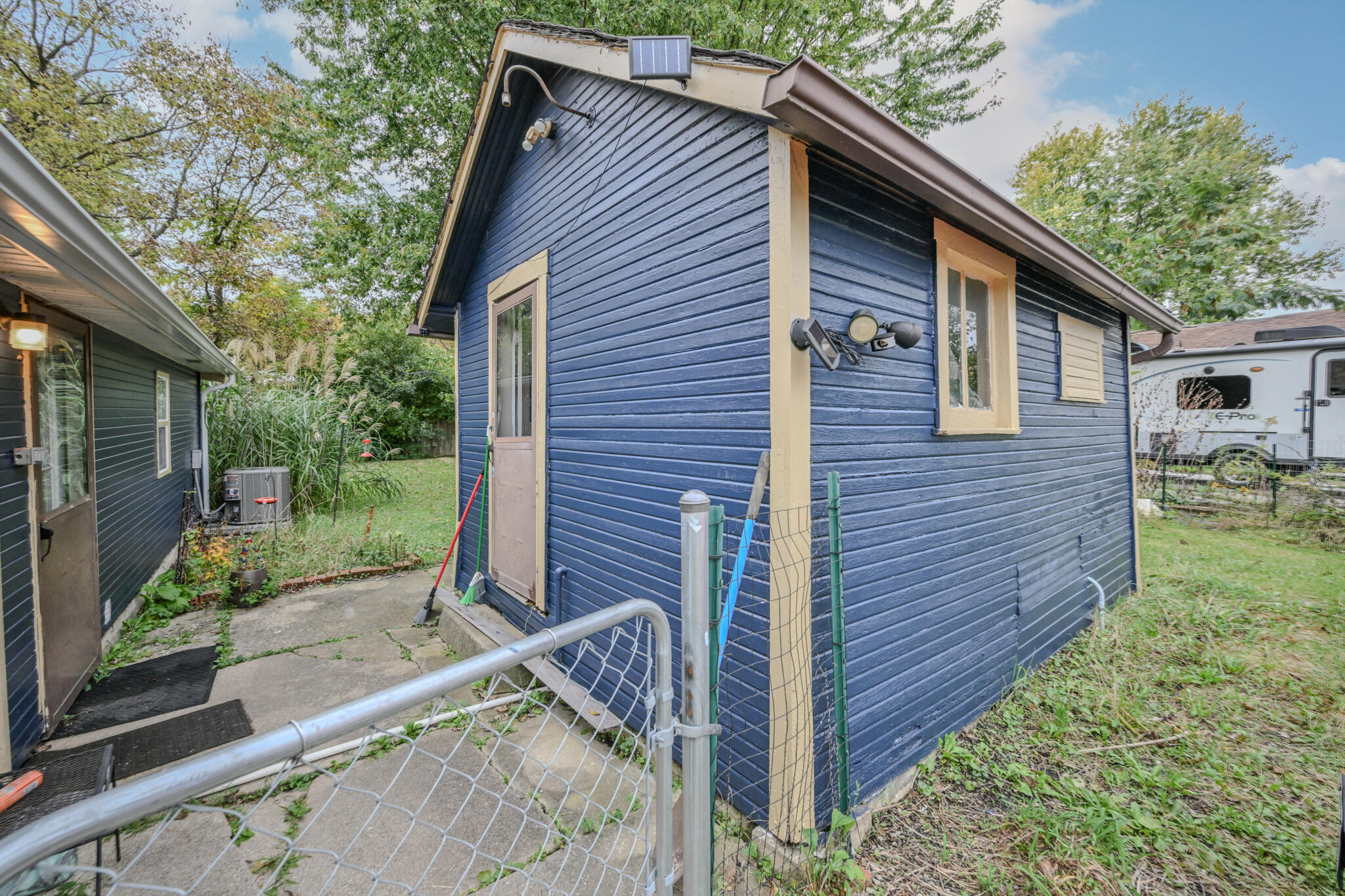2401 Home, Springfield, Ohio 45503