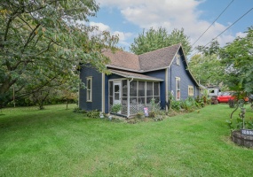 2401 Home, Springfield, Ohio 45503, 2 Bedroom Bedrooms, ,1 BathroomBathrooms,Residential,For Sale,Home,1049183