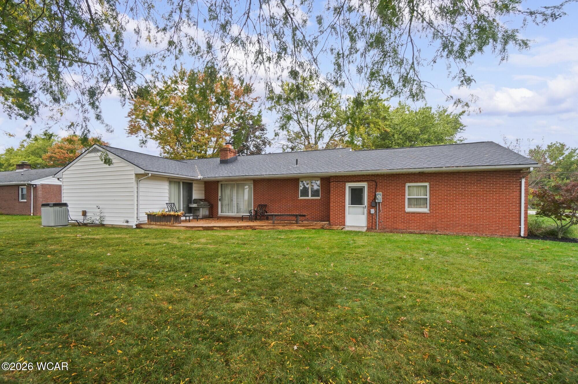 903 Country Club Drive, Fostoria, Ohio