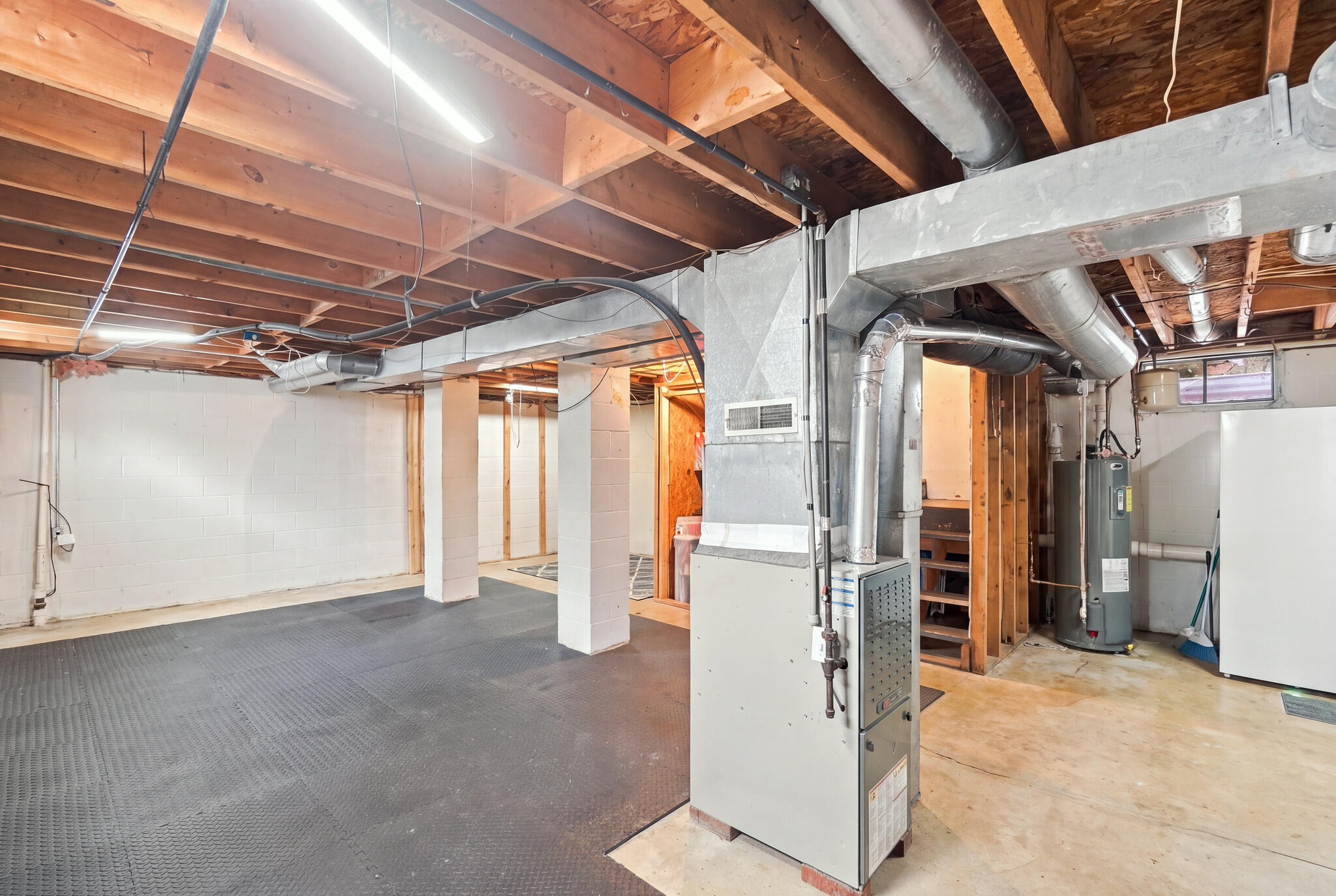 302 Field, Ostrander, Ohio 43061