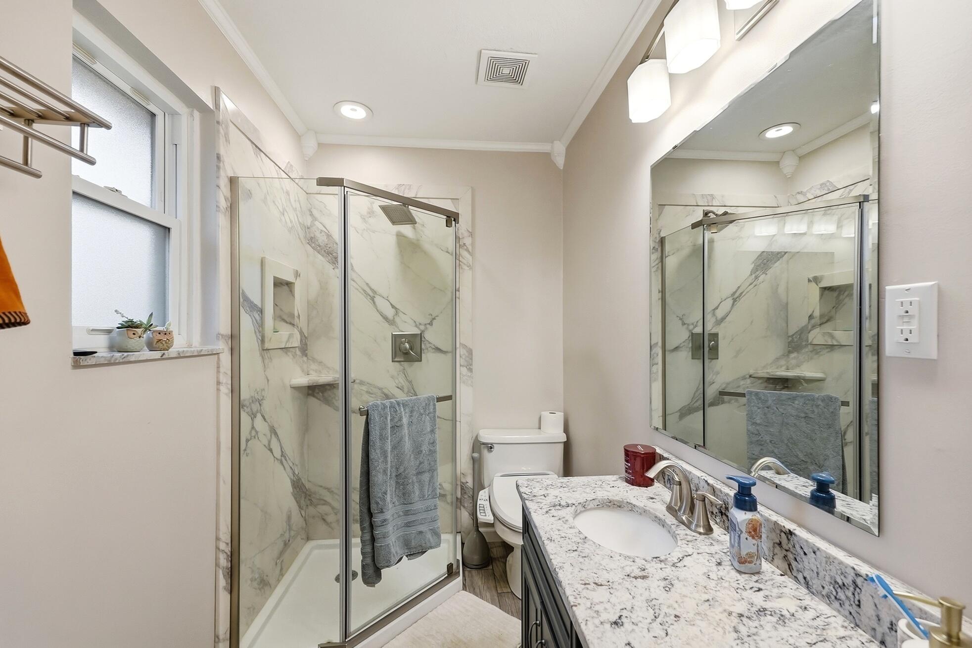 2369 Pine Knott, Dayton, Ohio 45431