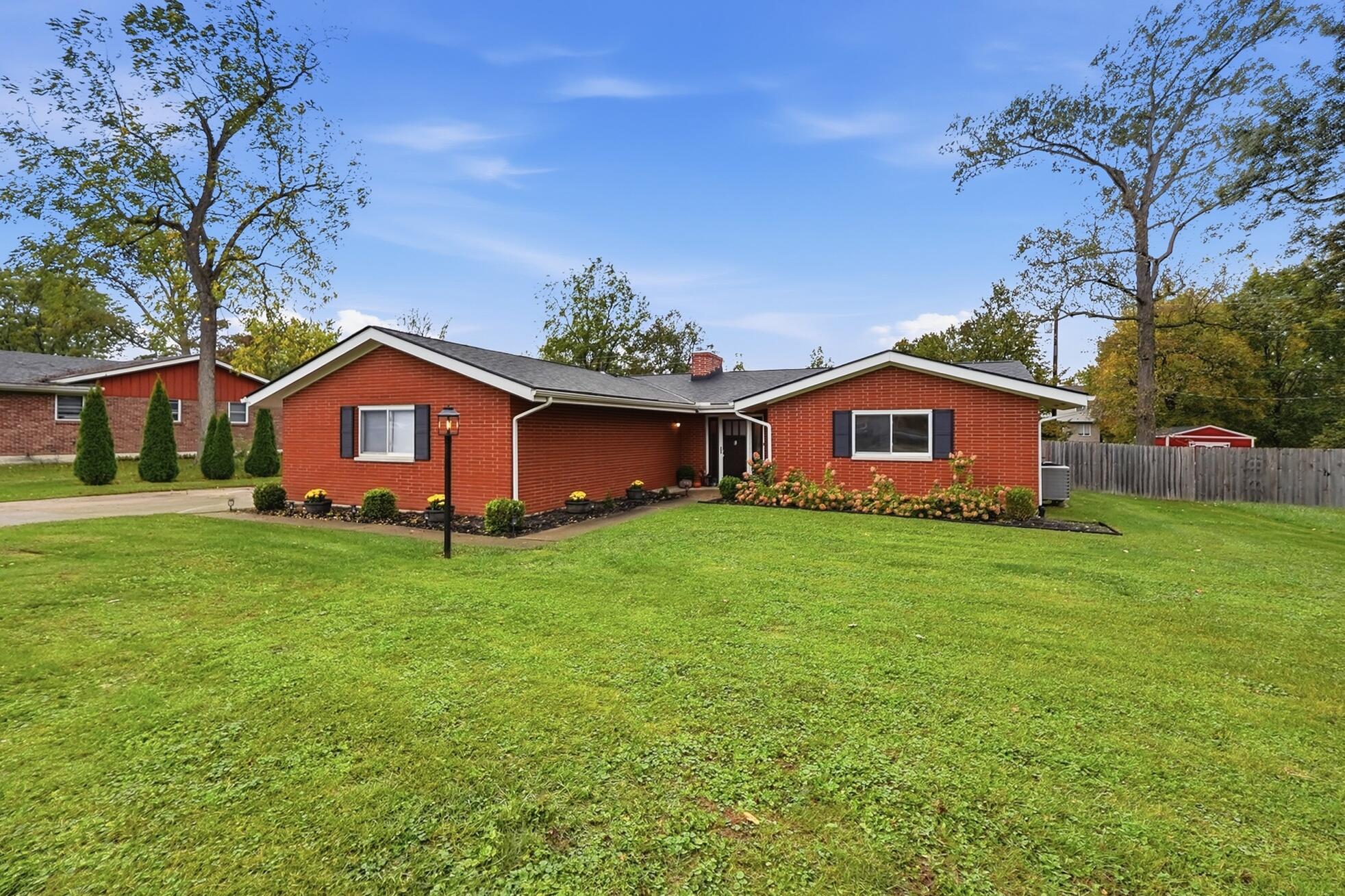 2369 Pine Knott, Dayton, Ohio 45431