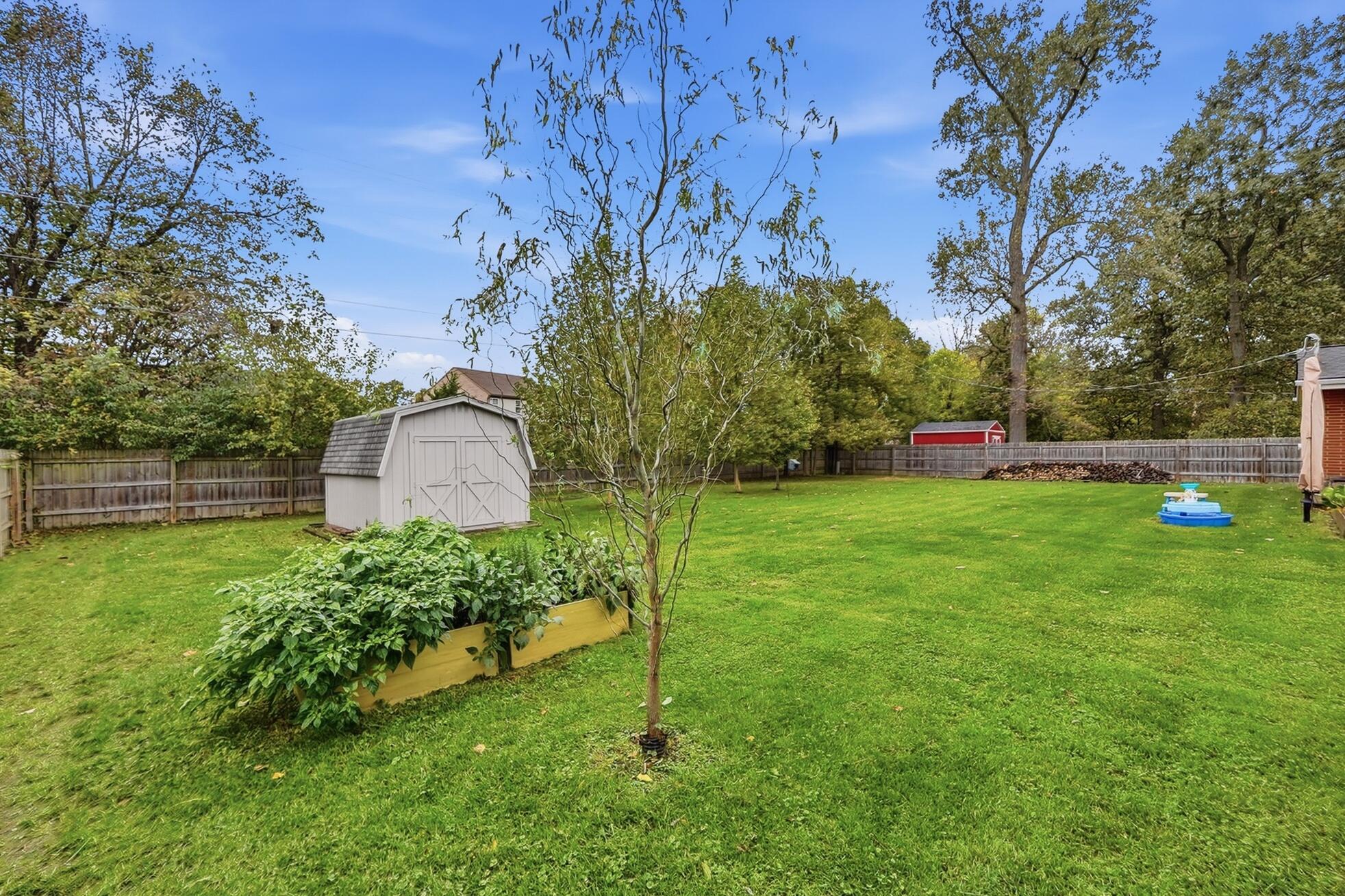 2369 Pine Knott, Dayton, Ohio 45431