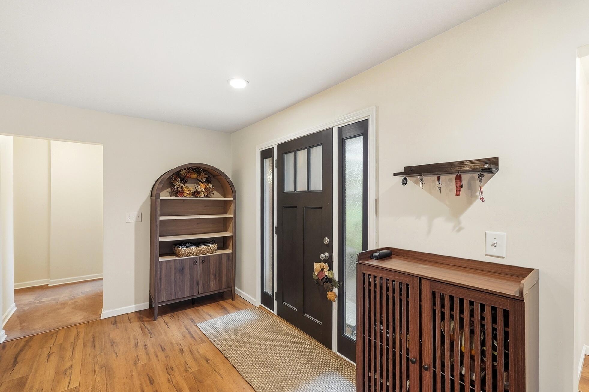 2369 Pine Knott, Dayton, Ohio 45431