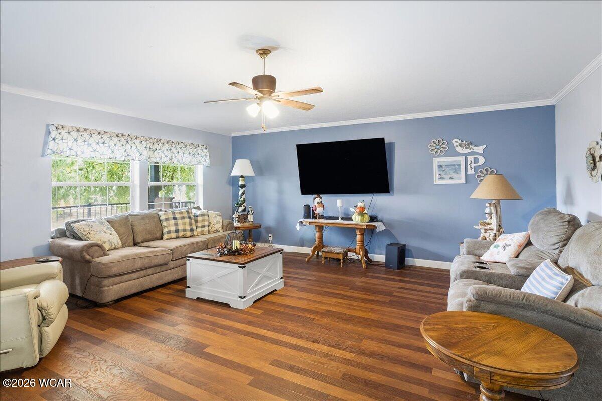 11213 Macalpine Way, Lakeview, Ohio