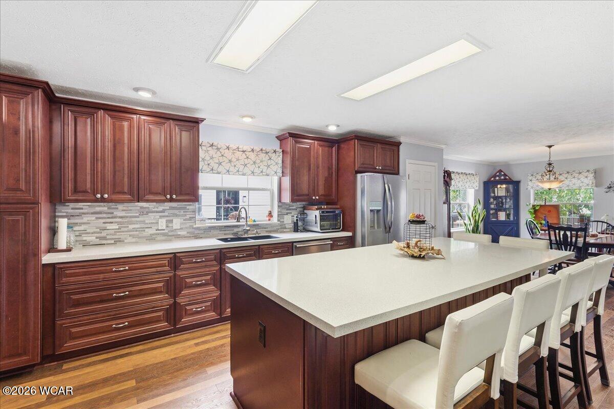 11213 Macalpine Way, Lakeview, Ohio