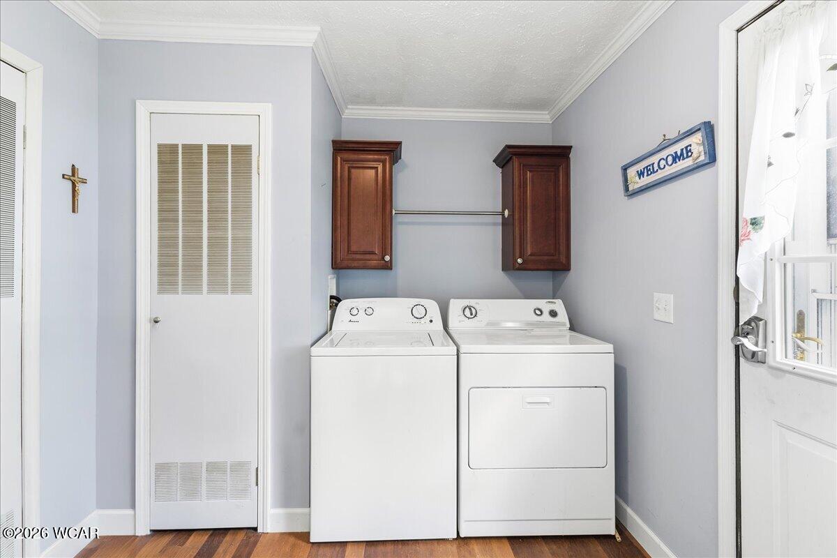 11213 Macalpine Way, Lakeview, Ohio
