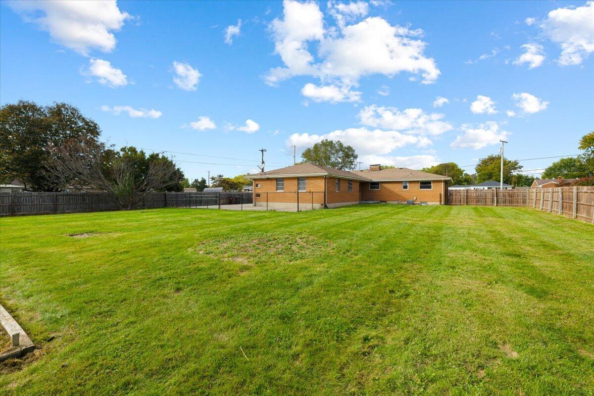 606 Lake, New Carlisle, Ohio 45344