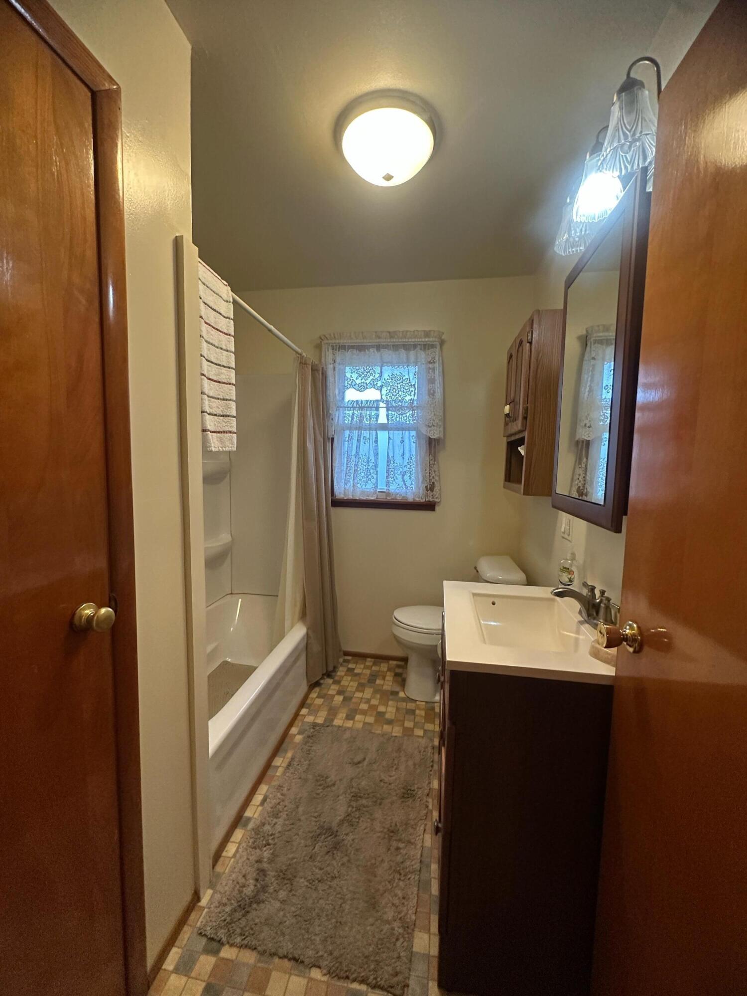 33 Morgan, Versailles, Ohio 45380