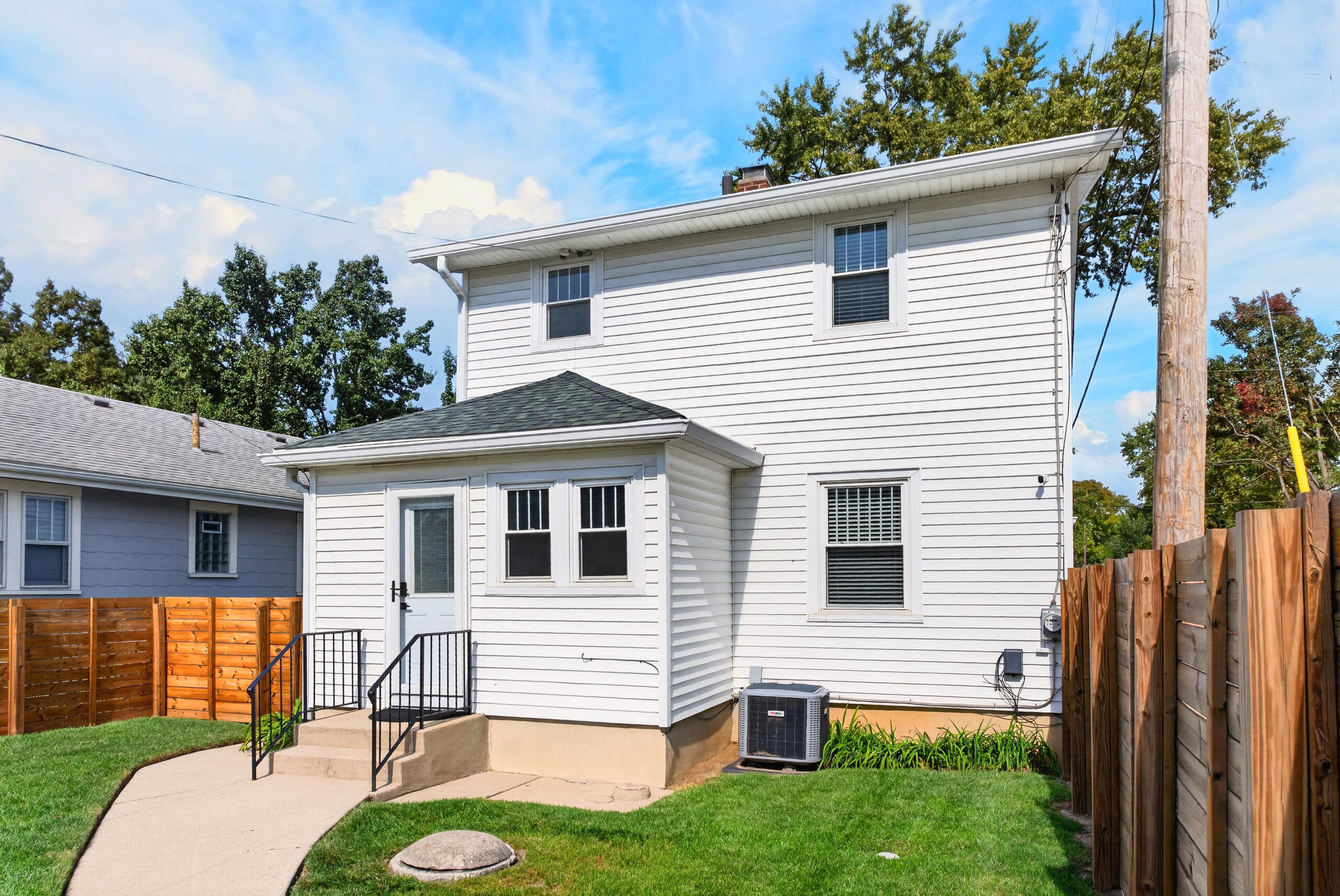 444 Monteray, Dayton, Ohio 45419