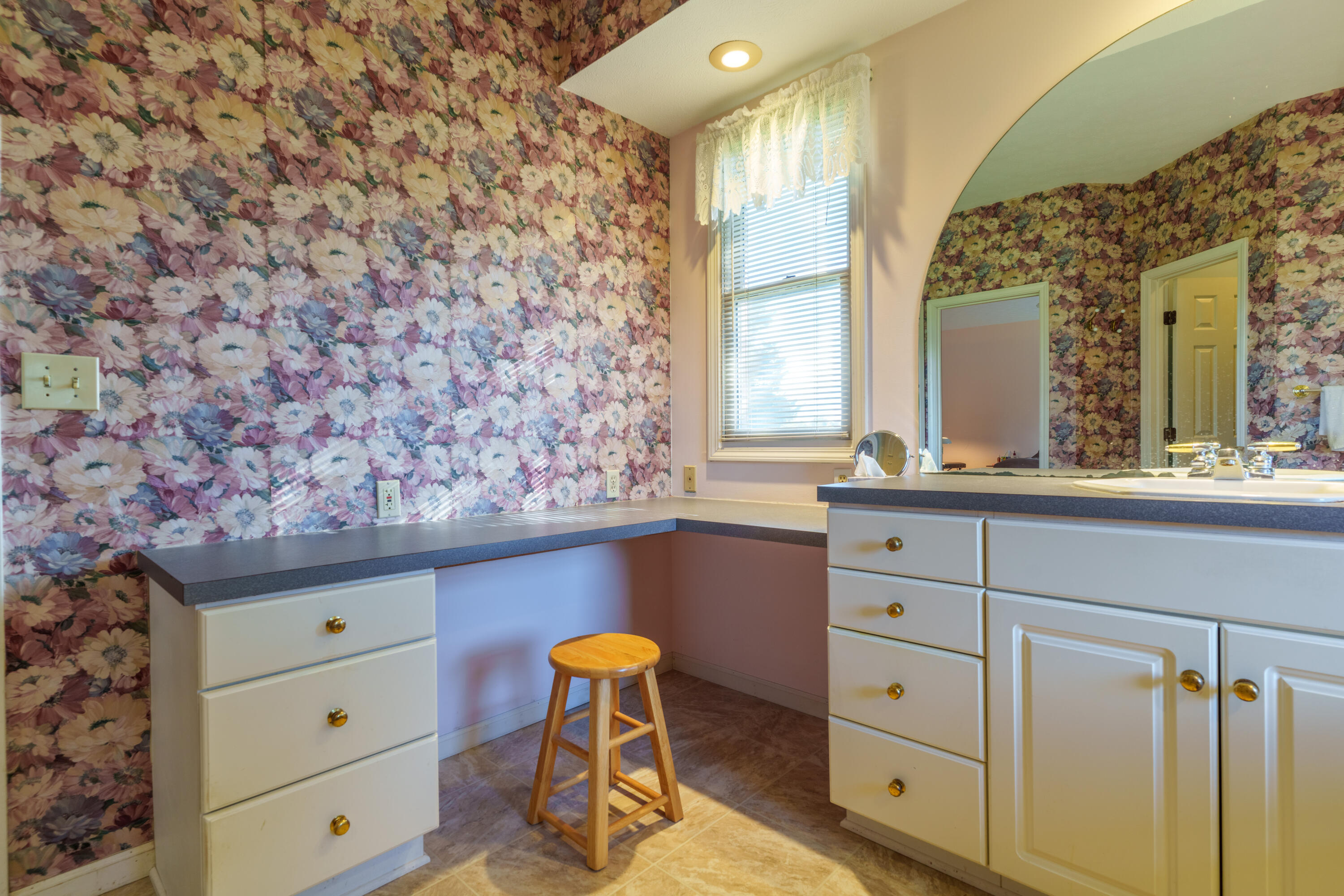 16610 Mason, Sidney, Ohio 45365