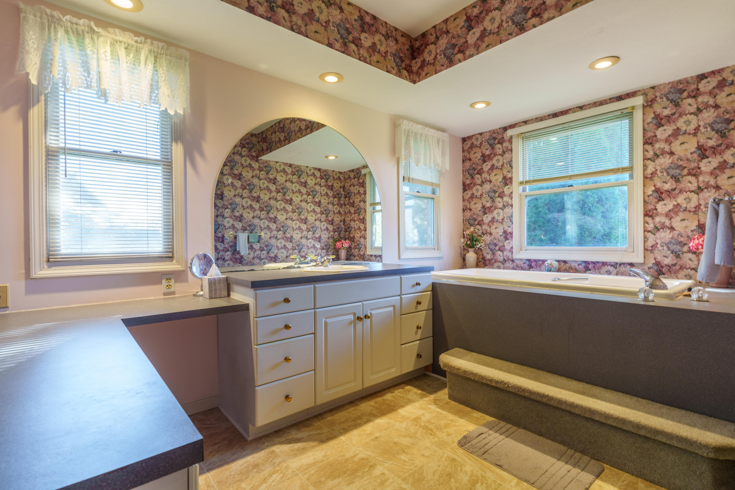 16610 Mason, Sidney, Ohio 45365