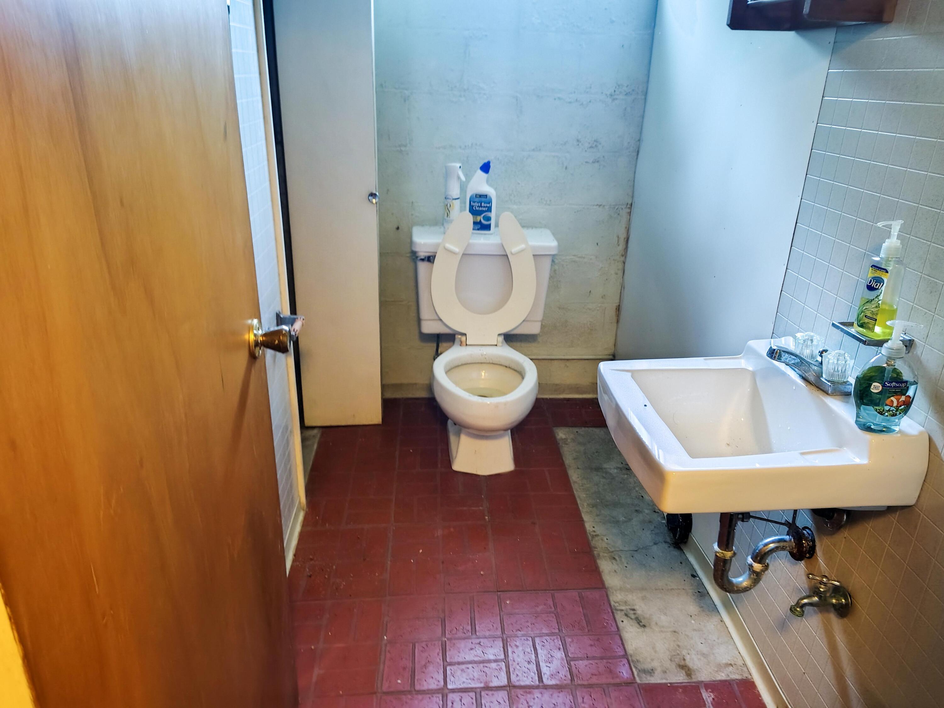 7350 Preston, Newark, Ohio 43055