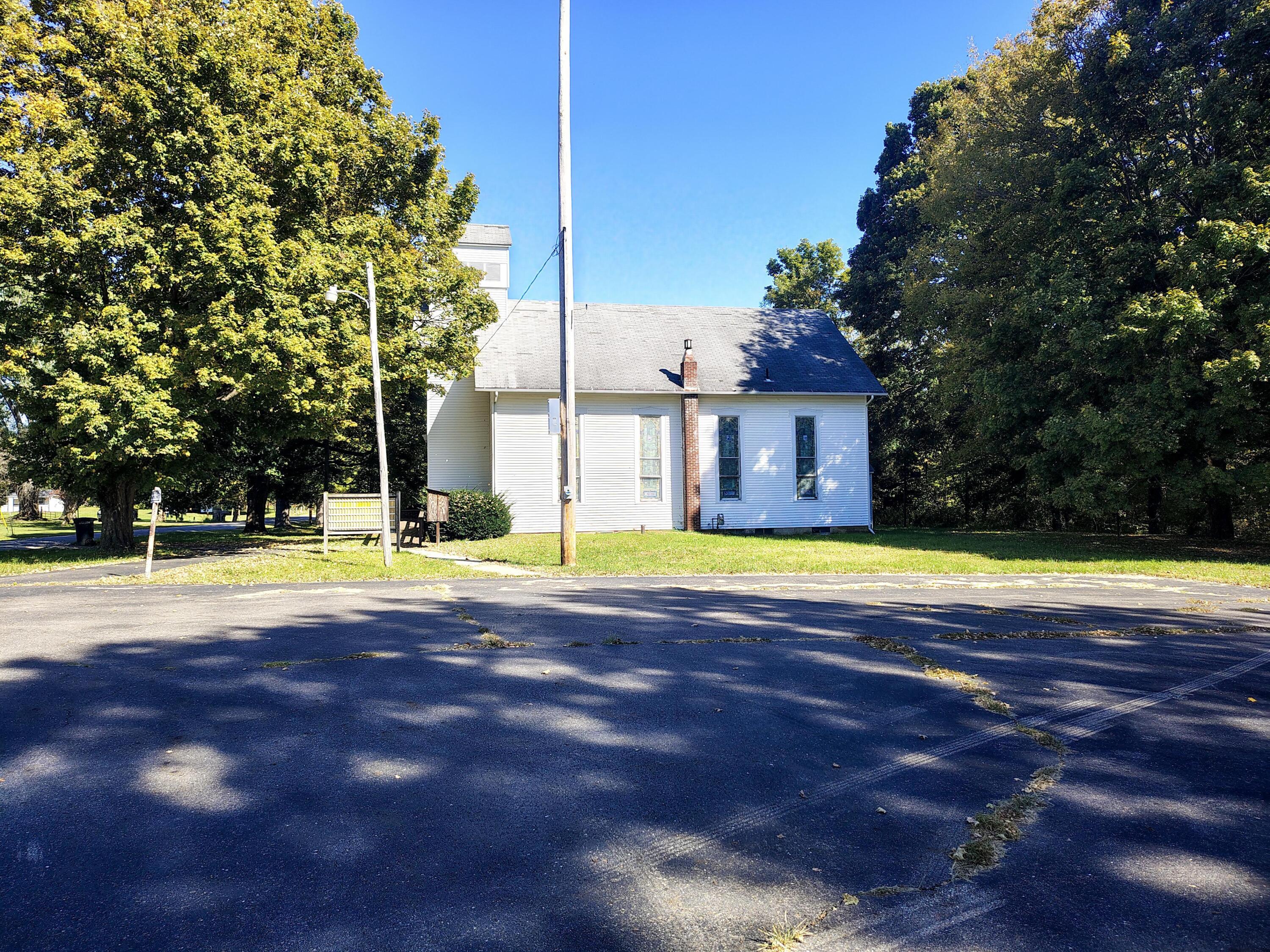 7350 Preston, Newark, Ohio 43055