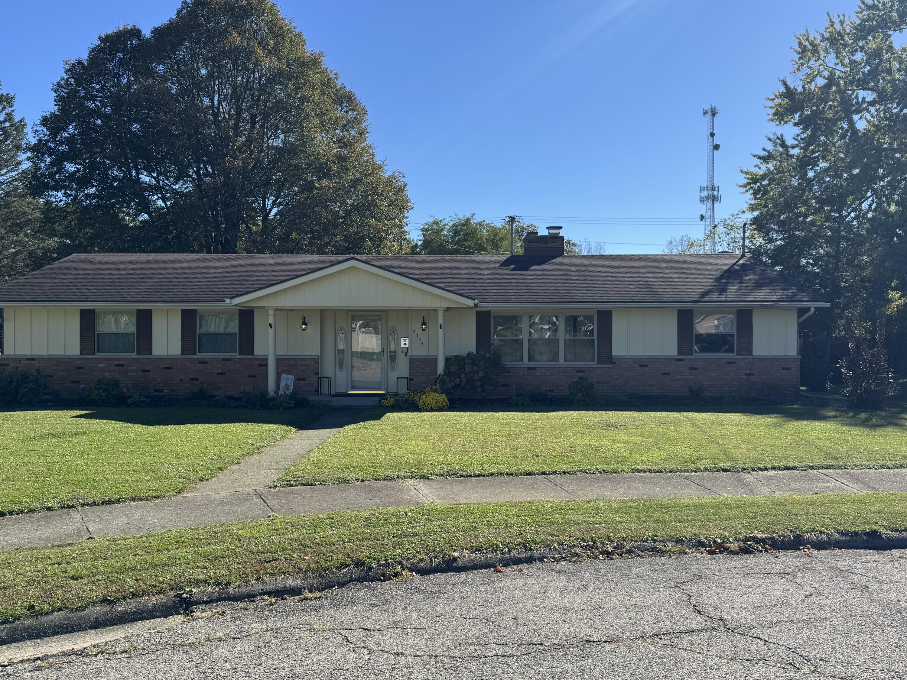 2305 Rebecca, Springfield, Ohio 45503