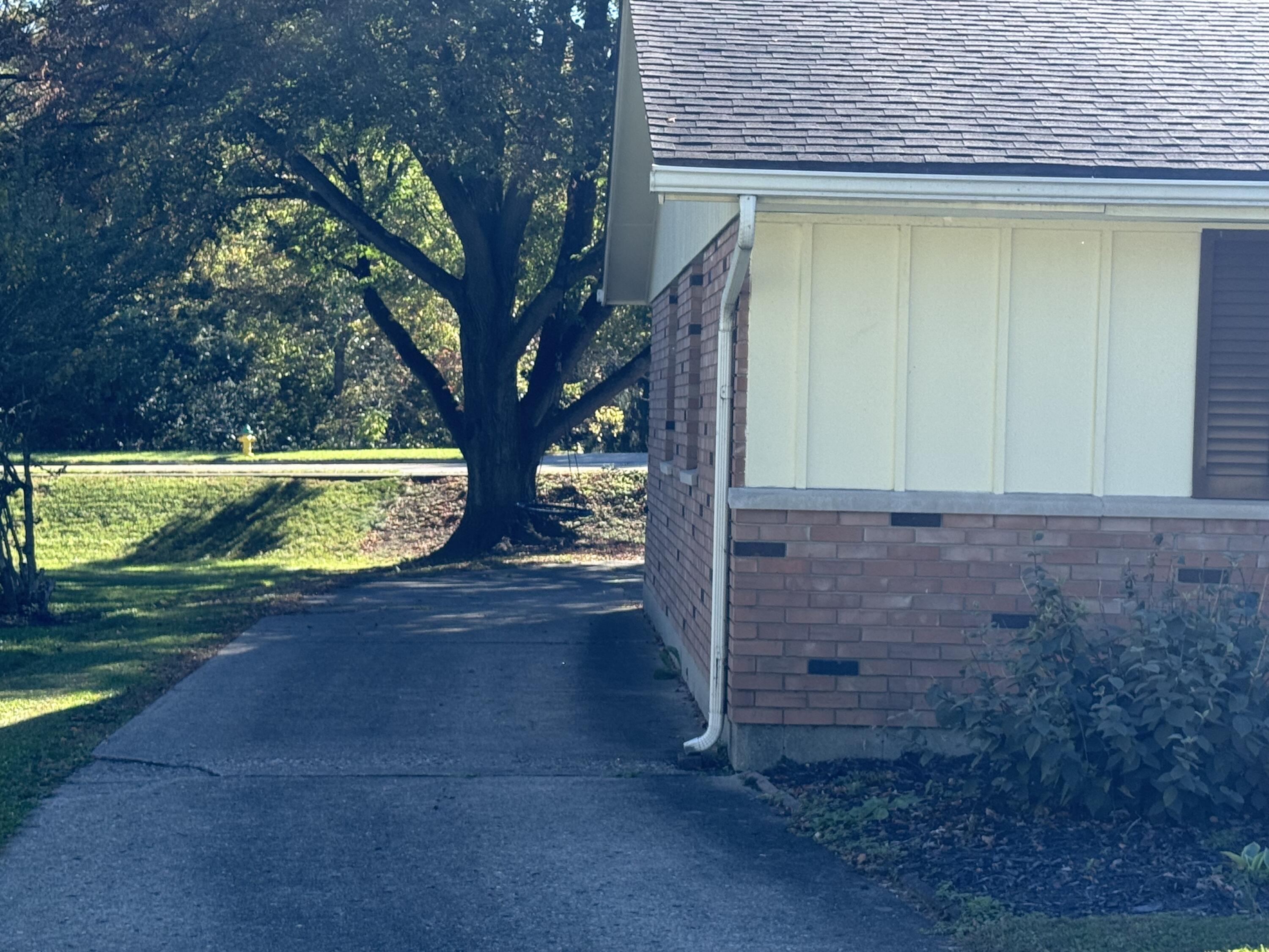 2305 Rebecca, Springfield, Ohio 45503