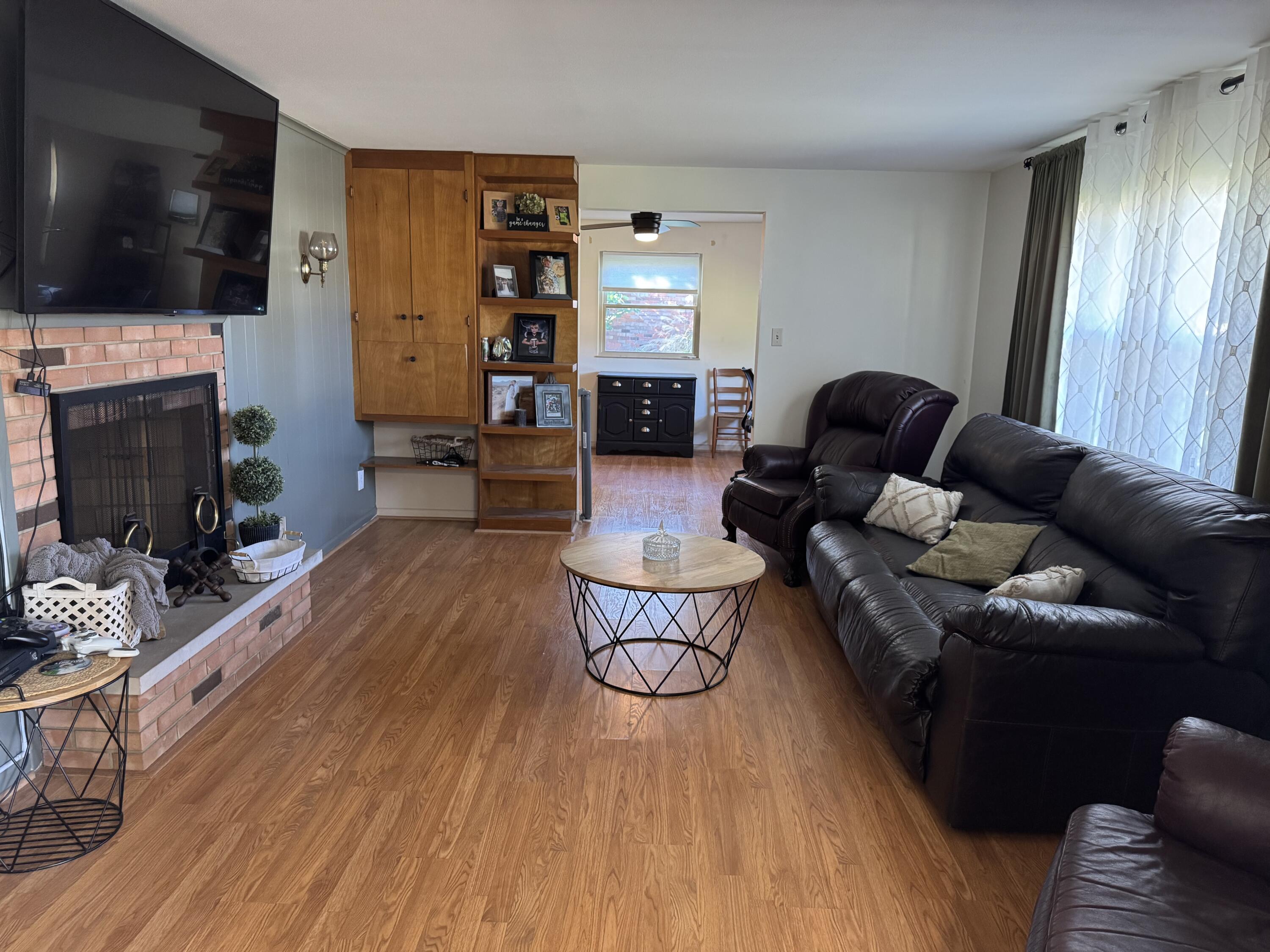 2305 Rebecca, Springfield, Ohio 45503