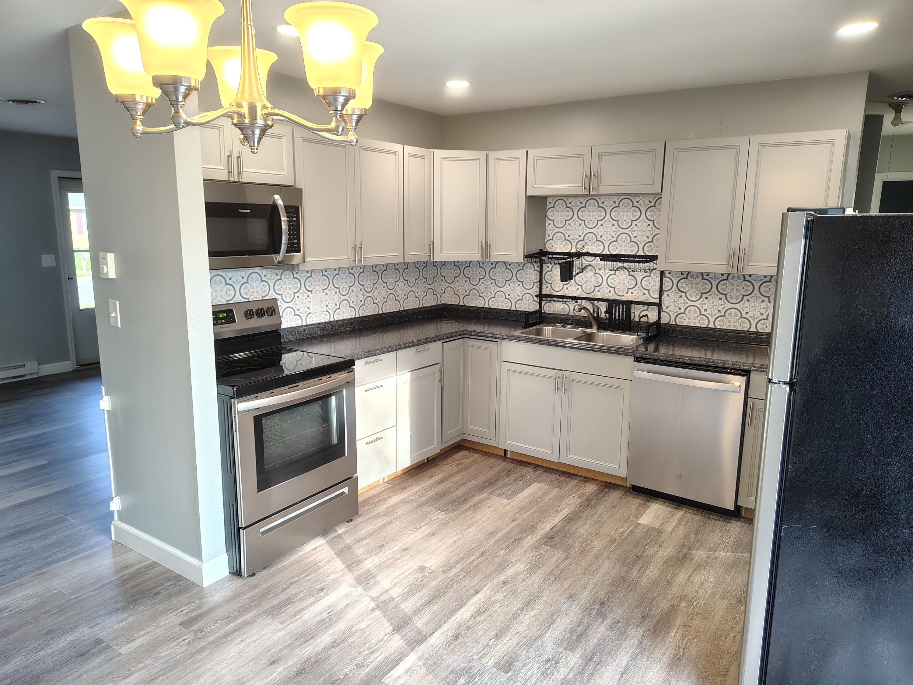 2502 New Castle, Troy, Ohio 45373