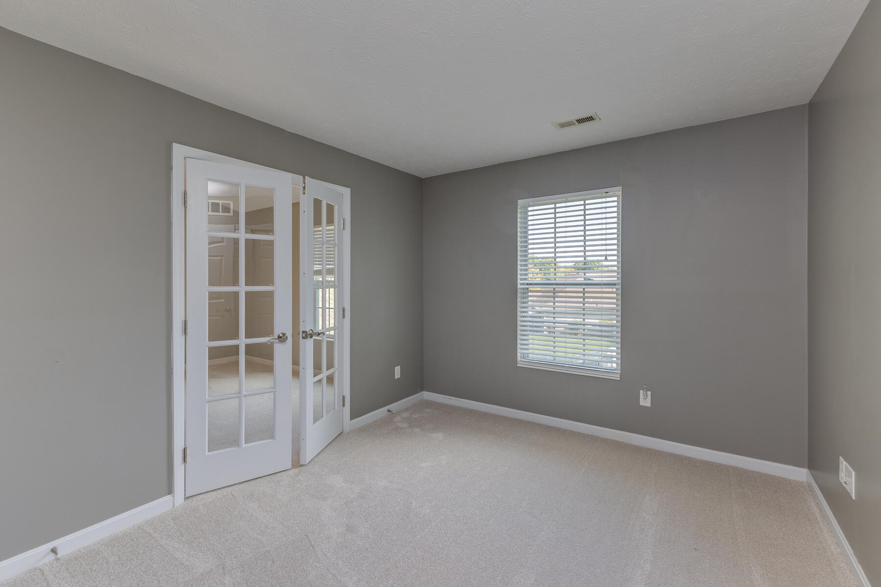 5751 Oak Creek, Dayton, Ohio 45424