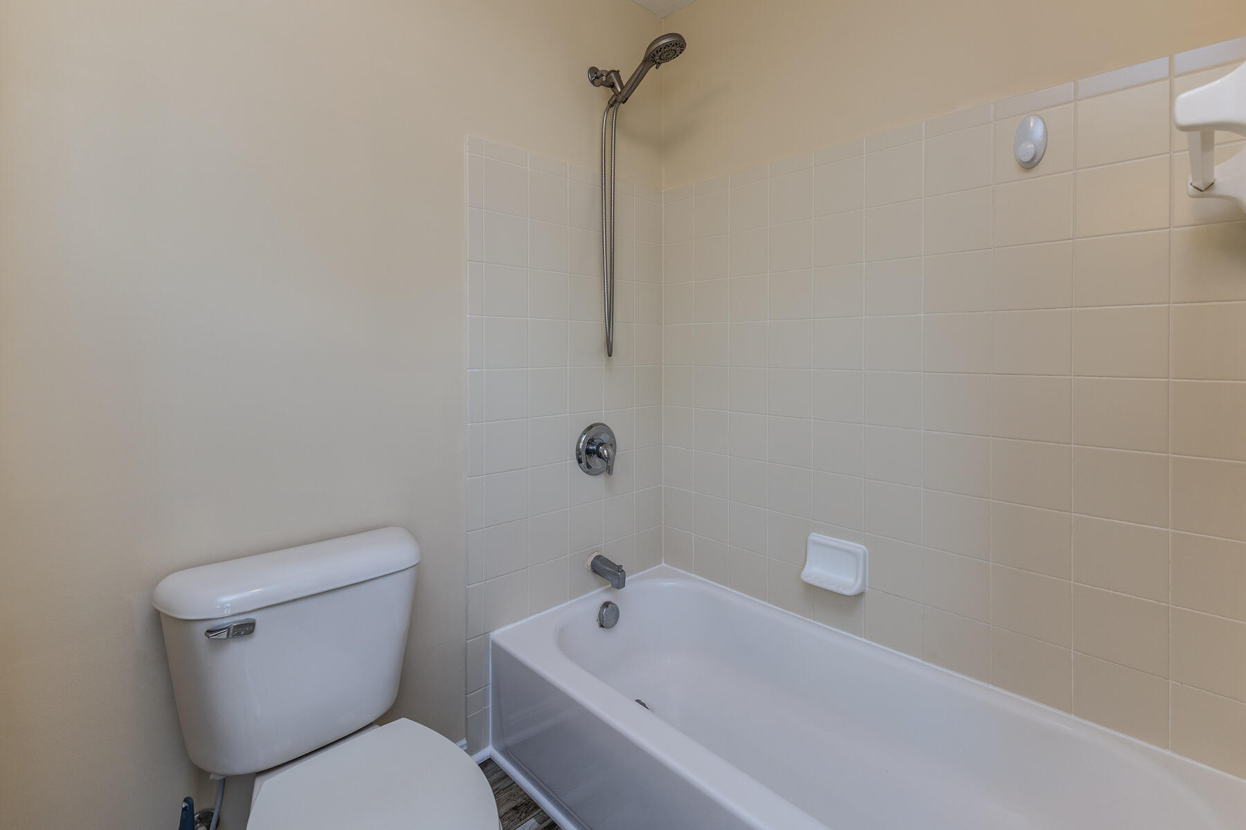 5751 Oak Creek, Dayton, Ohio 45424