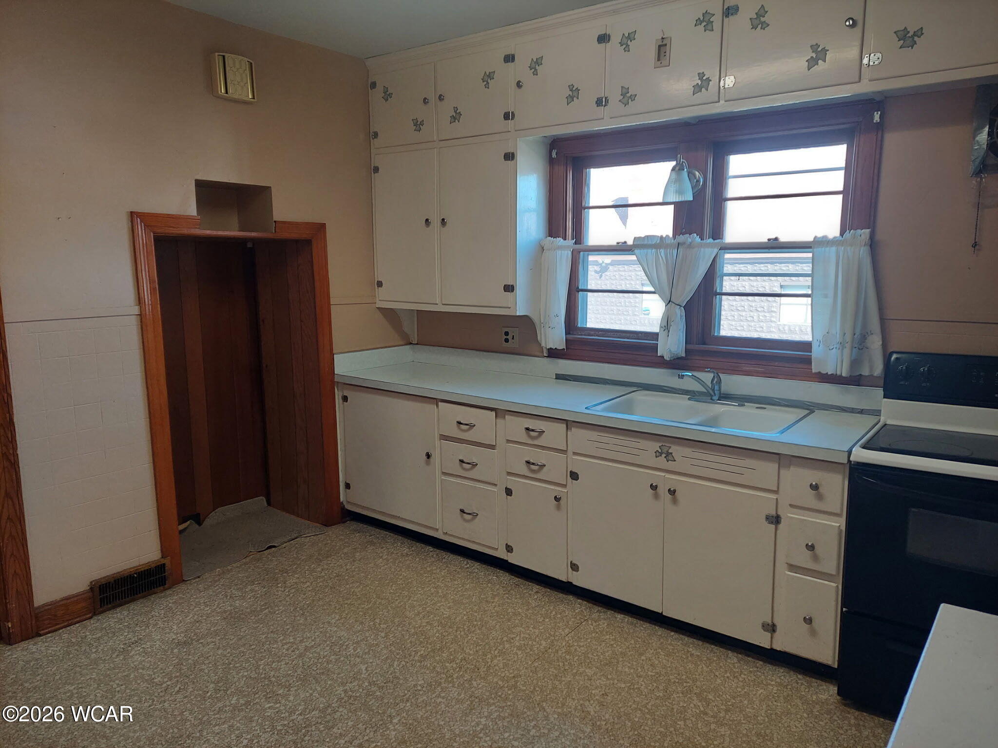211 Broadway Street, Spencerville, Ohio