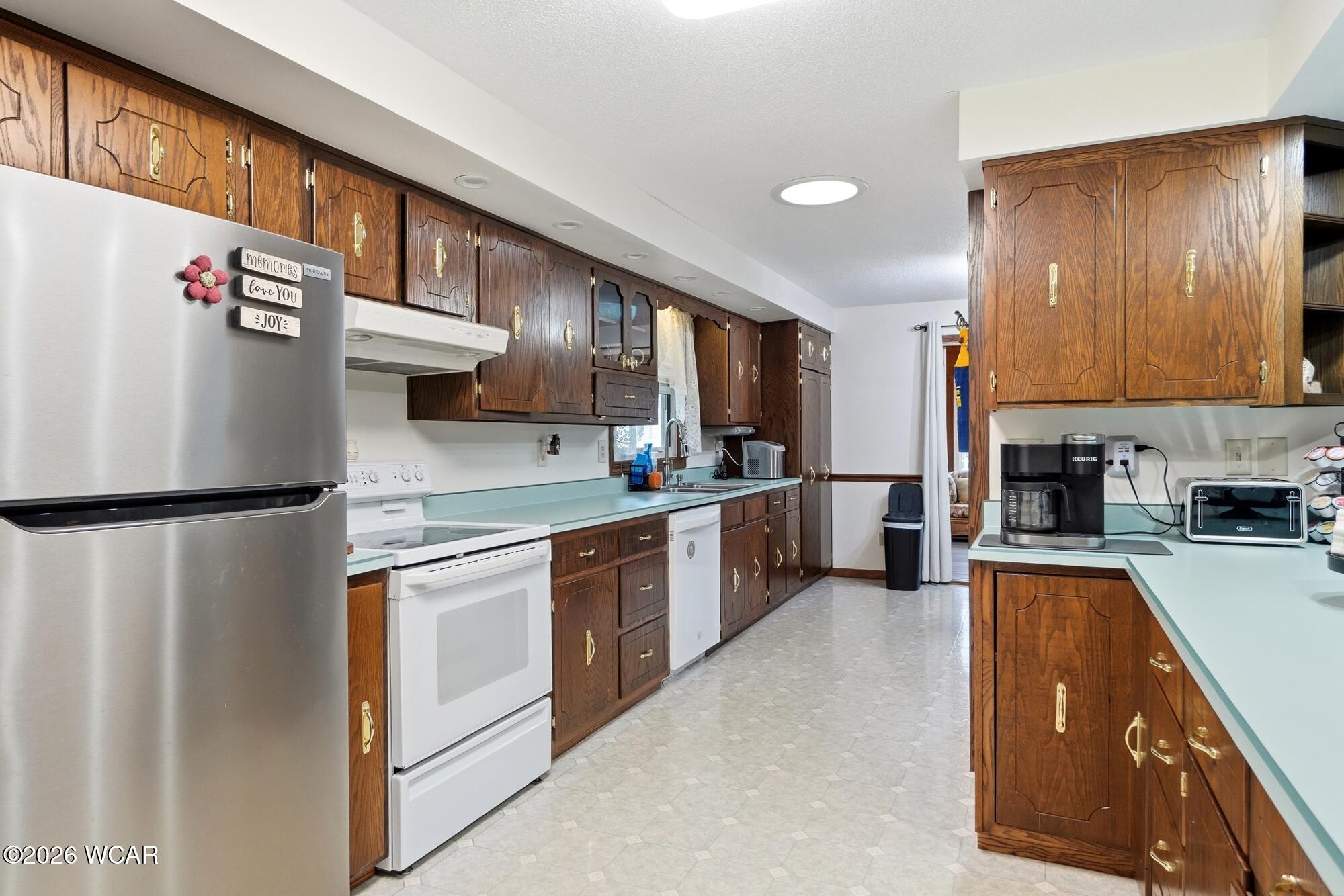 131 Barnsbury Drive, Lima, Ohio