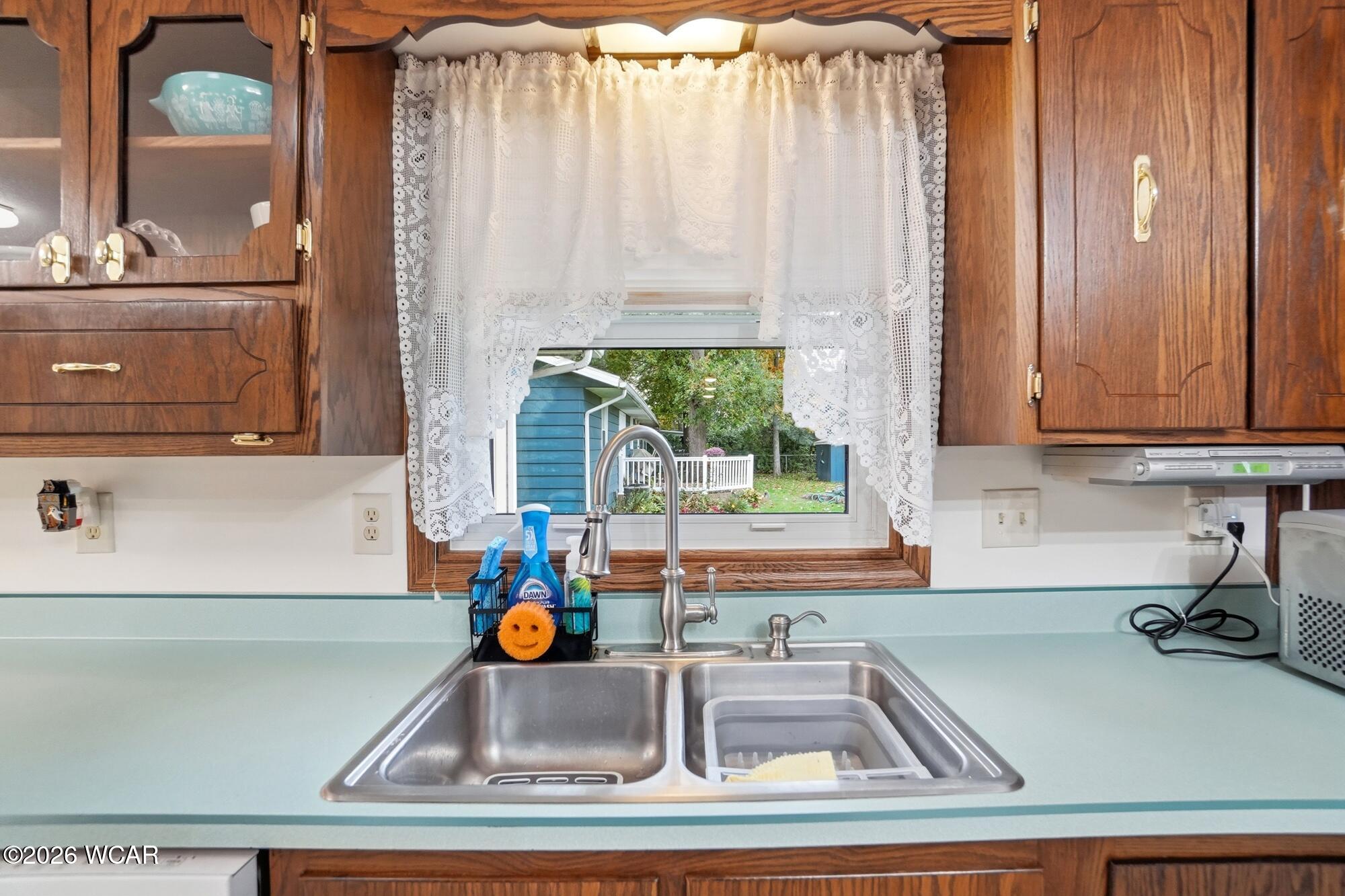 131 Barnsbury Drive, Lima, Ohio