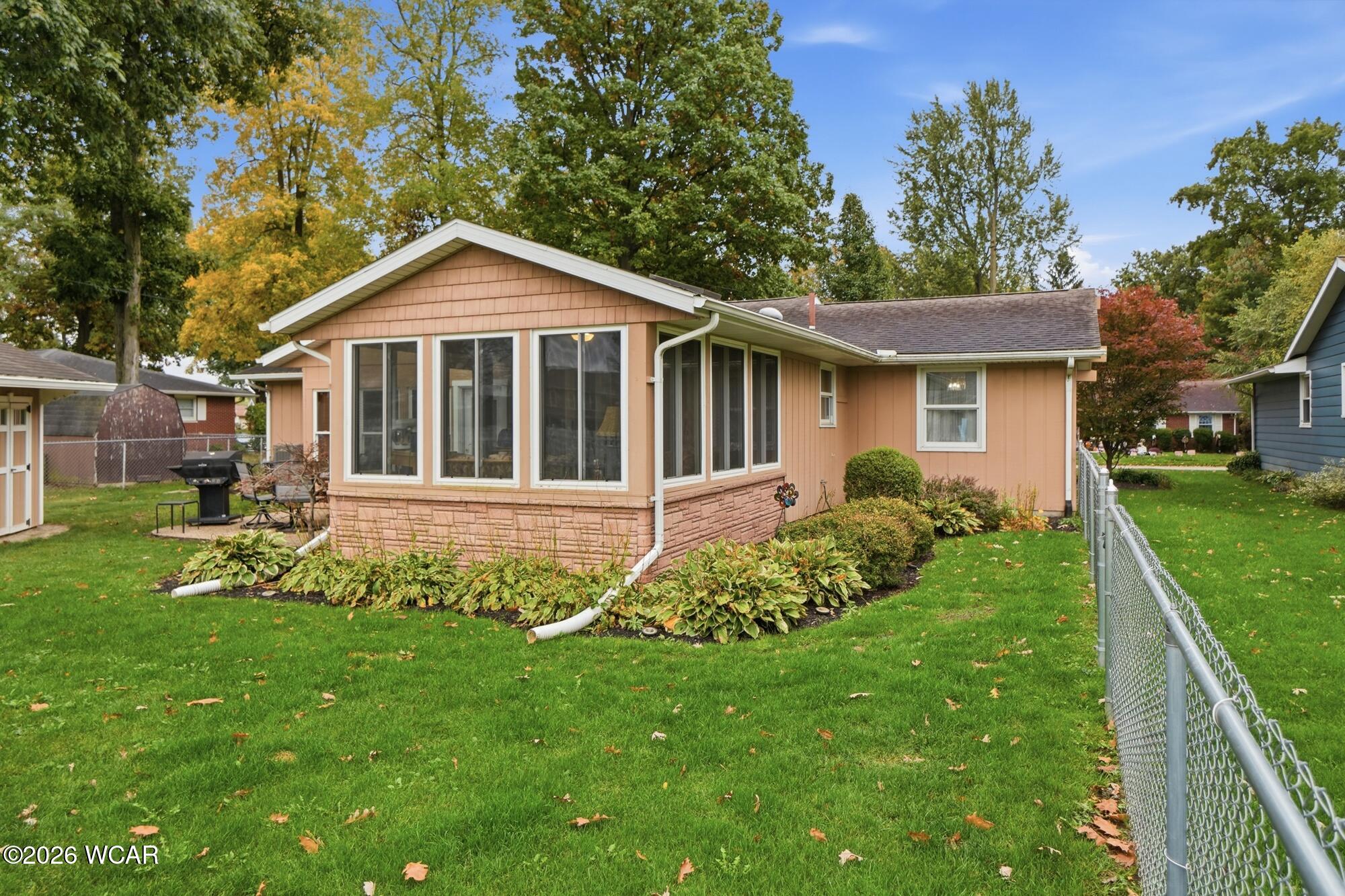 131 Barnsbury Drive, Lima, Ohio