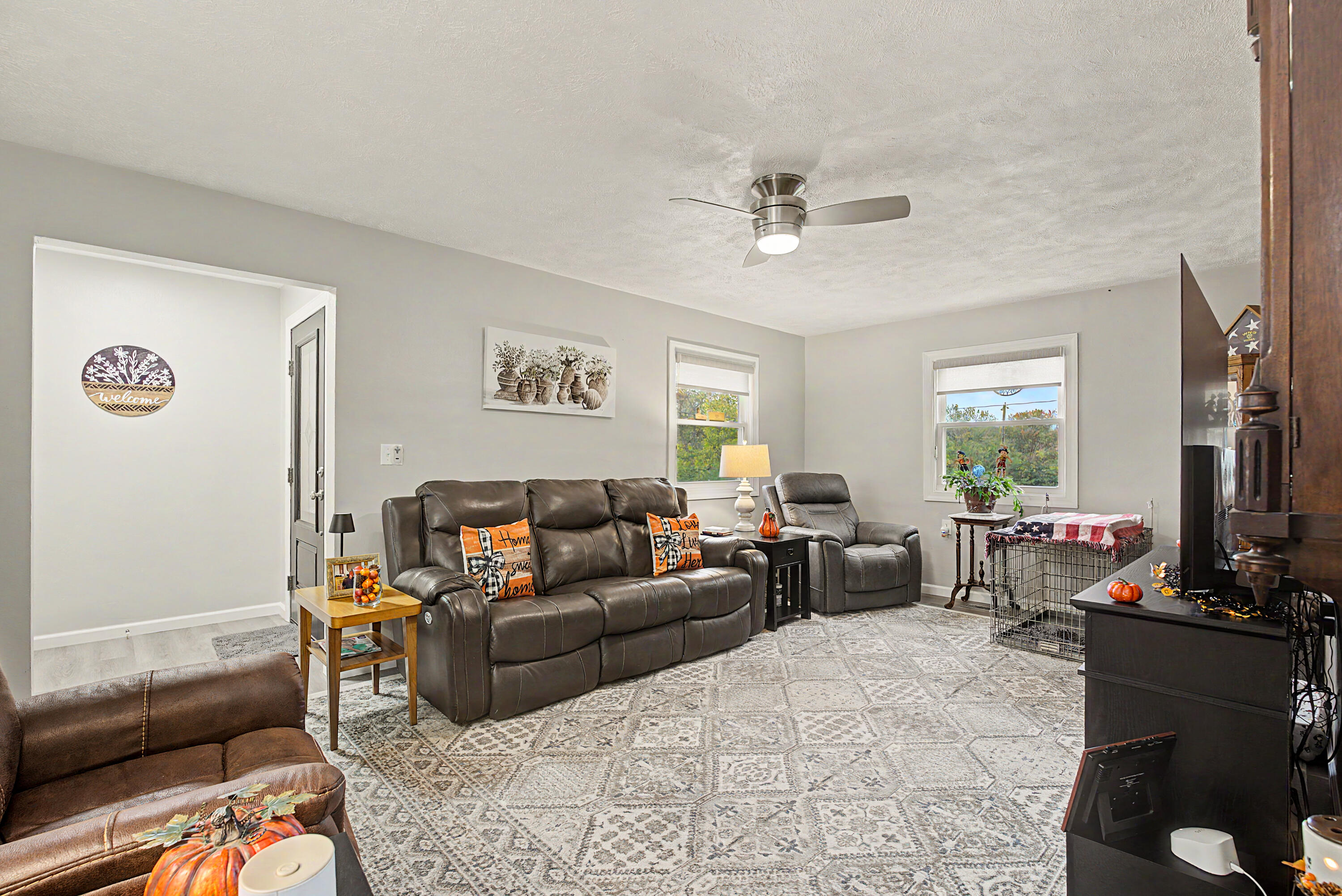 4989 Willowdale, Springfield, Ohio 45502