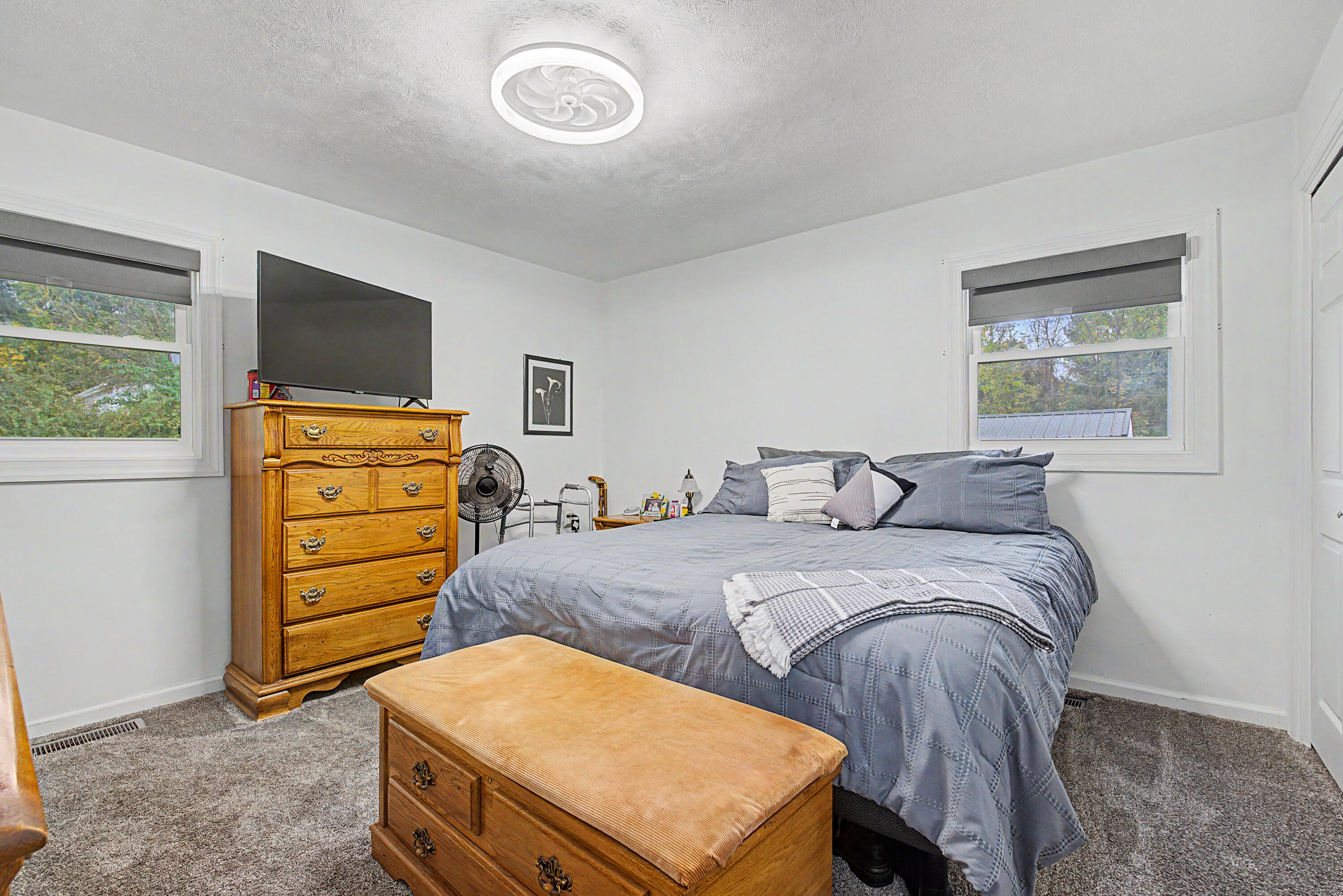 4989 Willowdale, Springfield, Ohio 45502