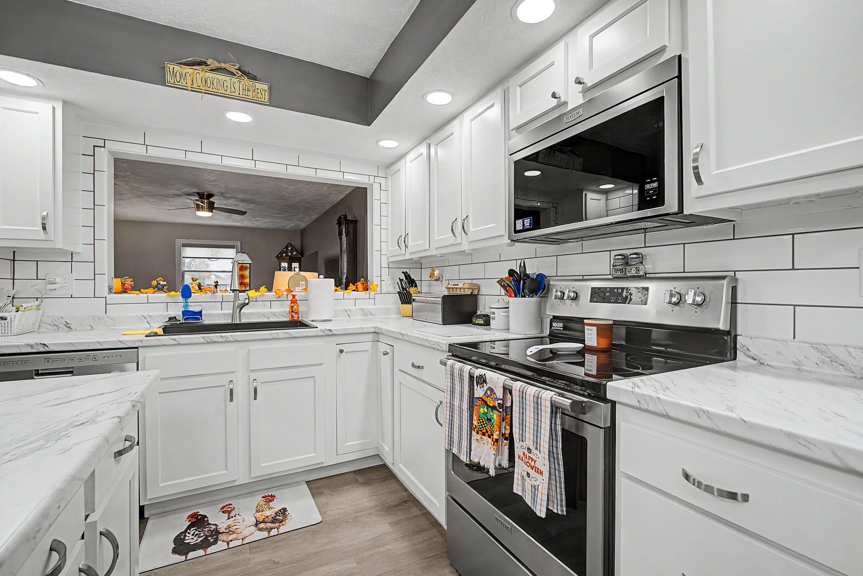 4989 Willowdale, Springfield, Ohio 45502