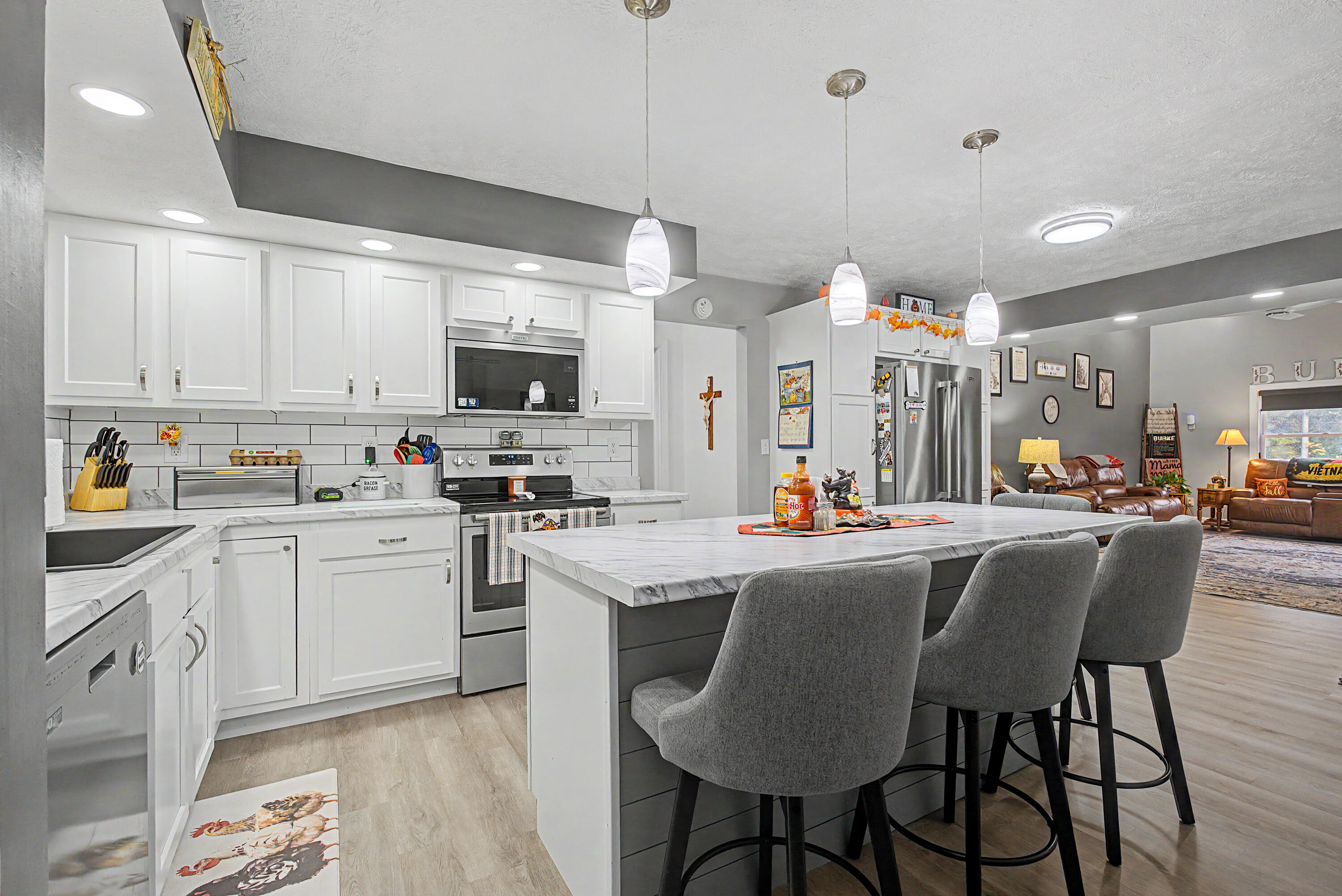 4989 Willowdale, Springfield, Ohio 45502