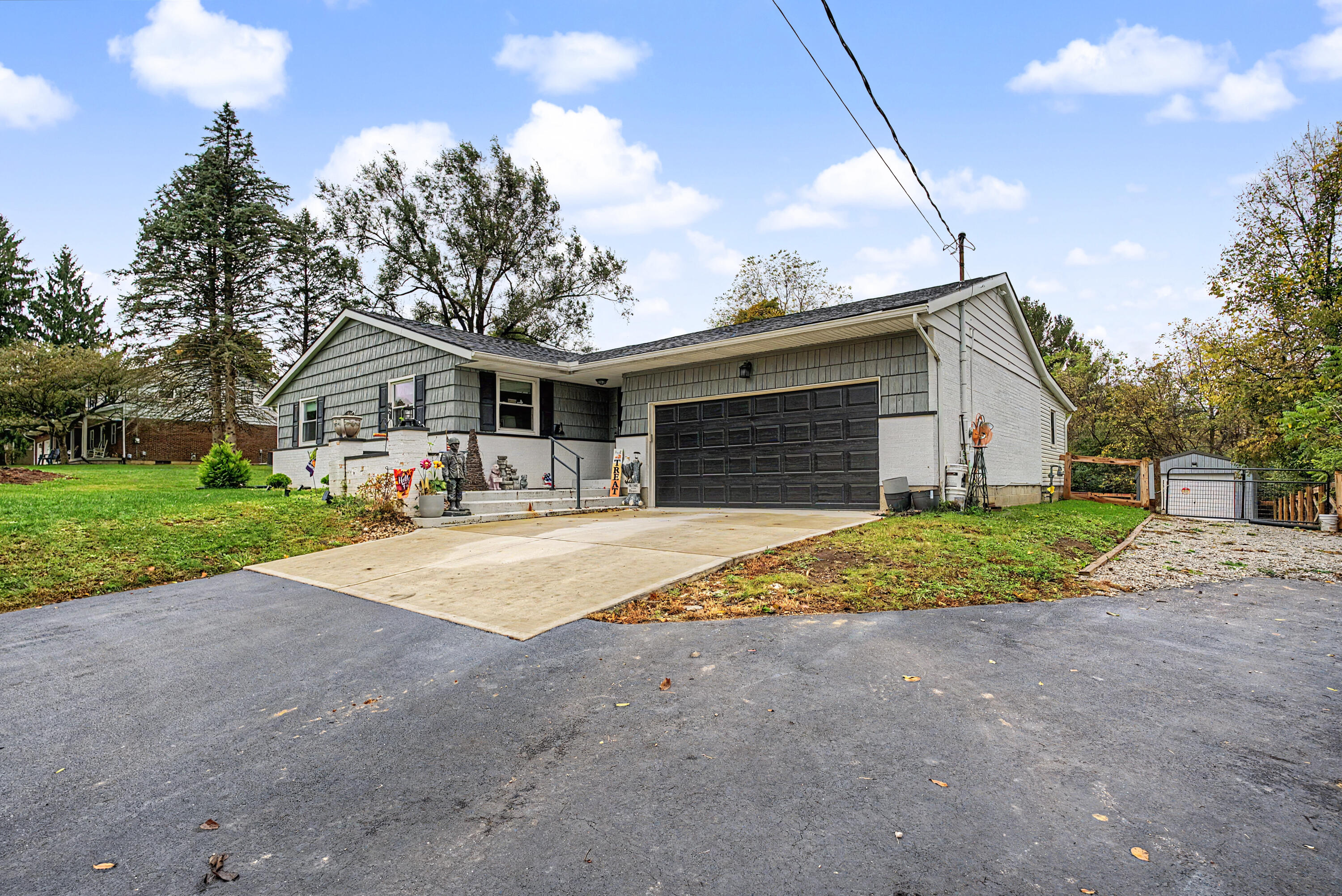 4989 Willowdale, Springfield, Ohio 45502
