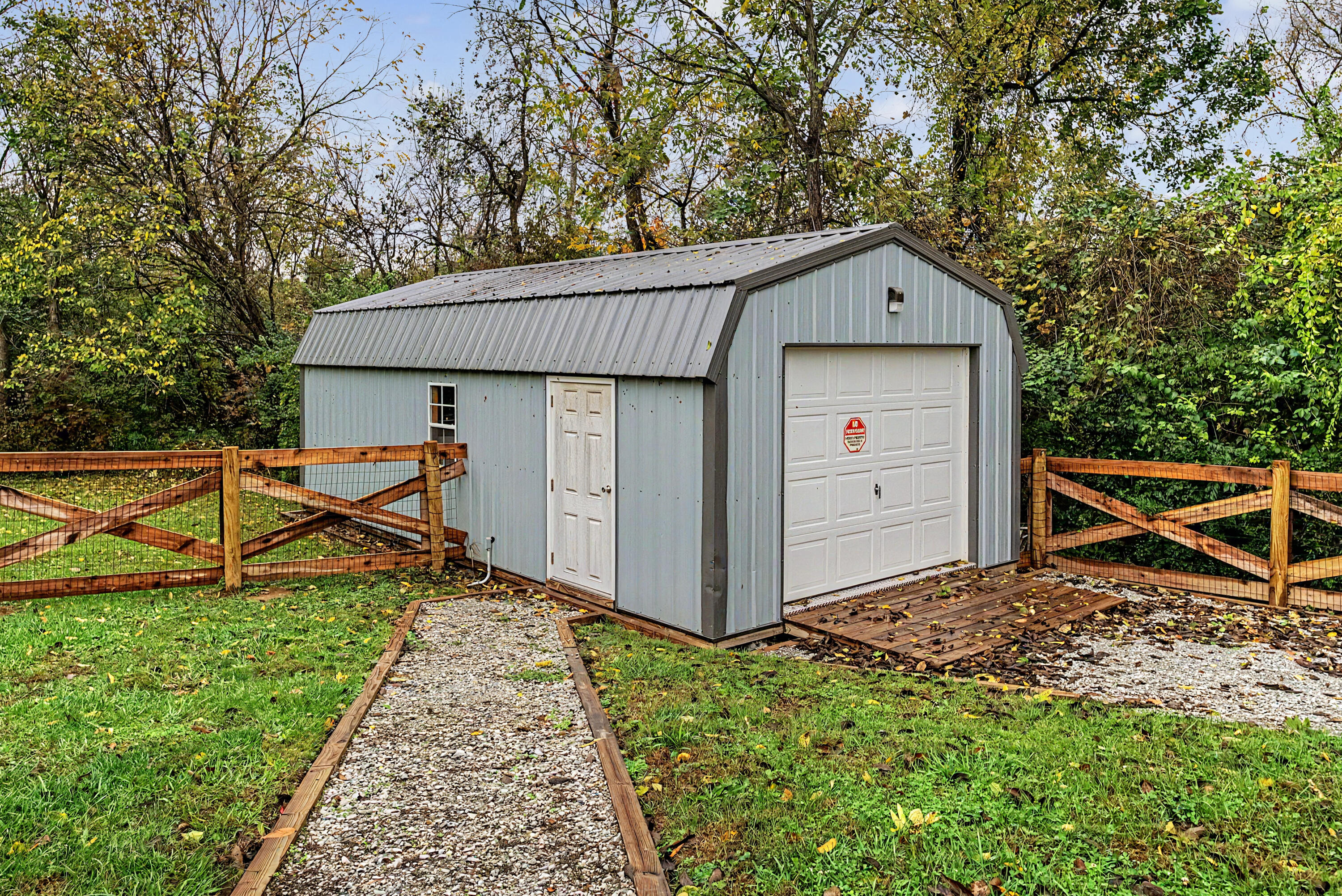 4989 Willowdale, Springfield, Ohio 45502