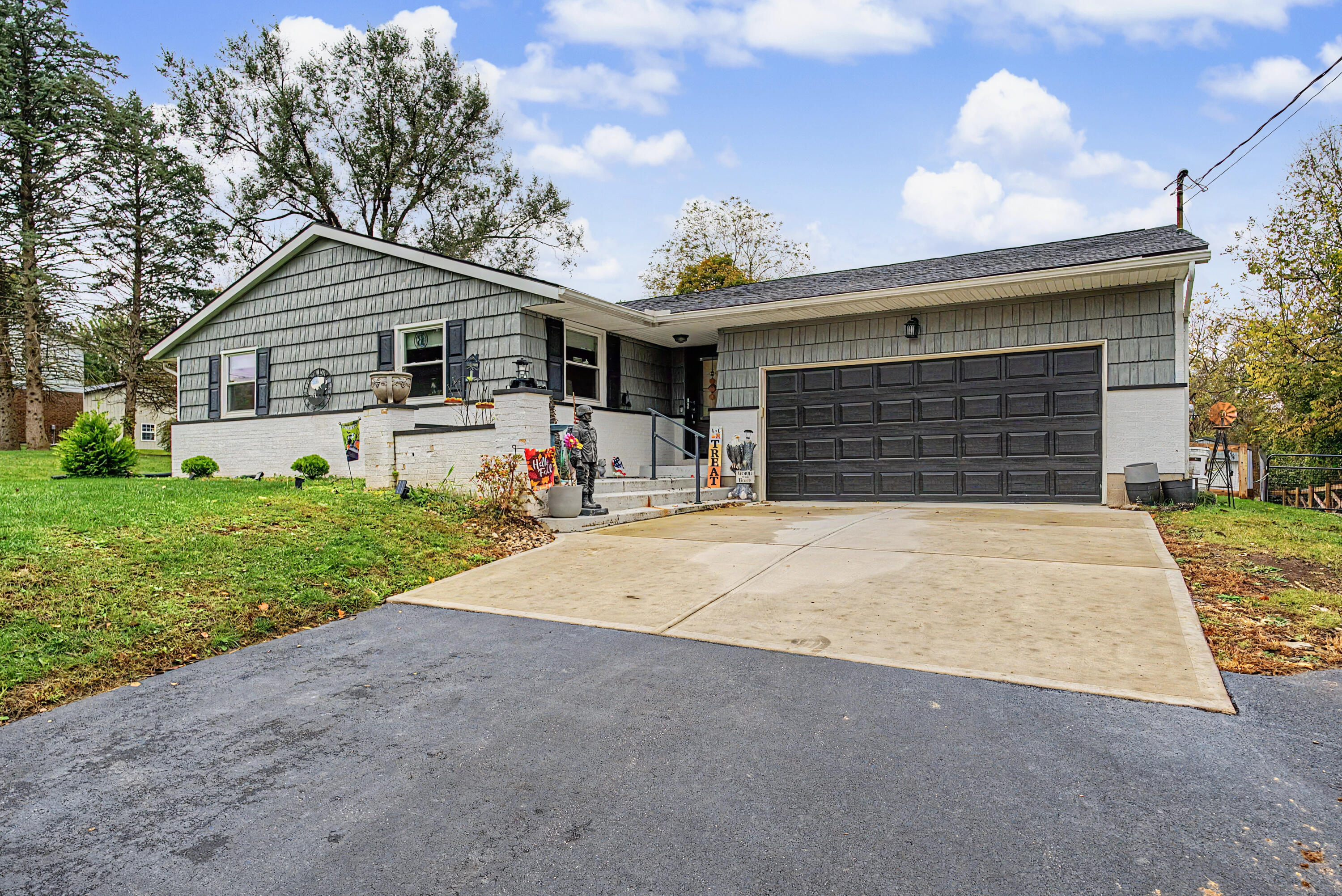 4989 Willowdale, Springfield, Ohio 45502