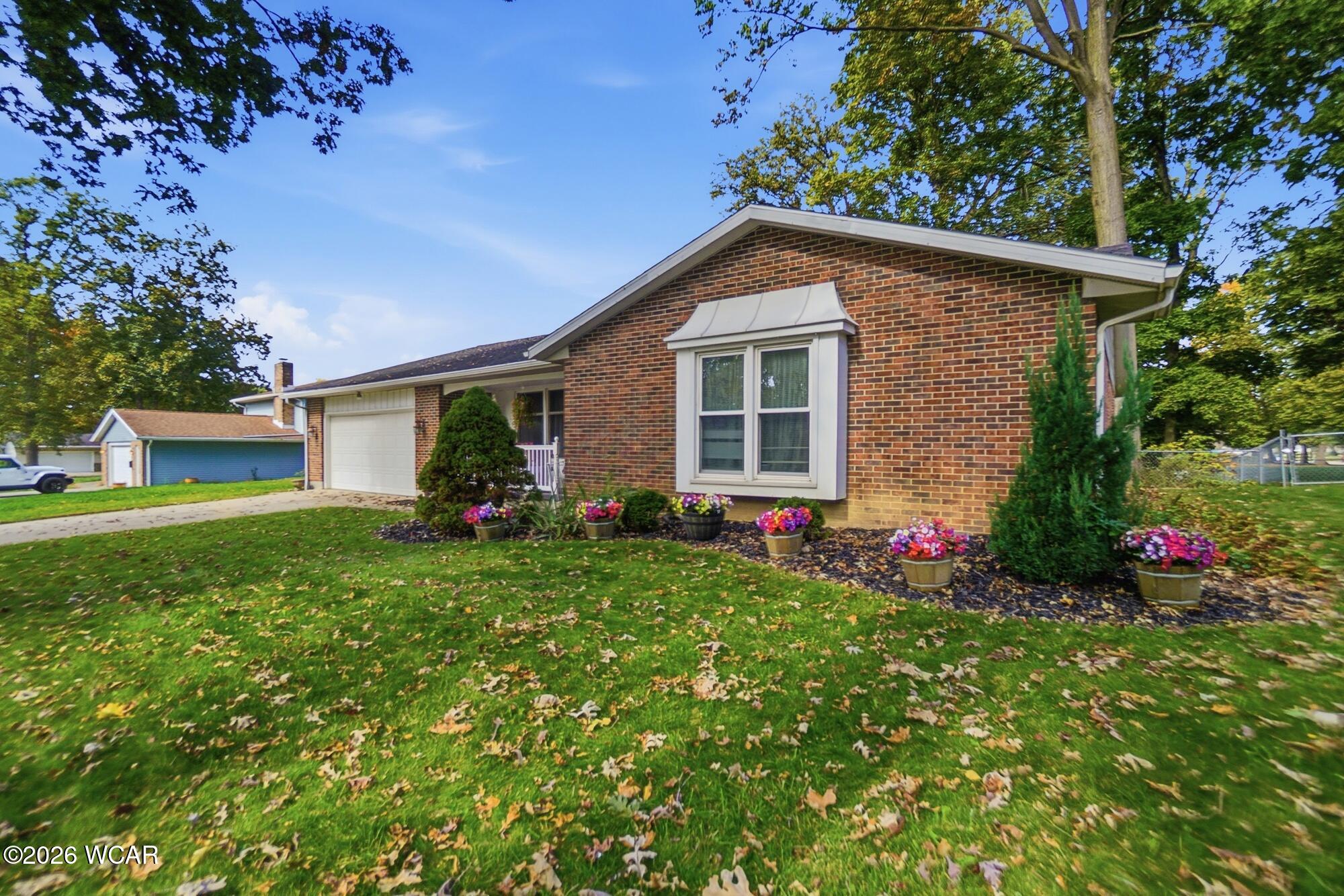 105 Barnsbury Drive, Lima, Ohio