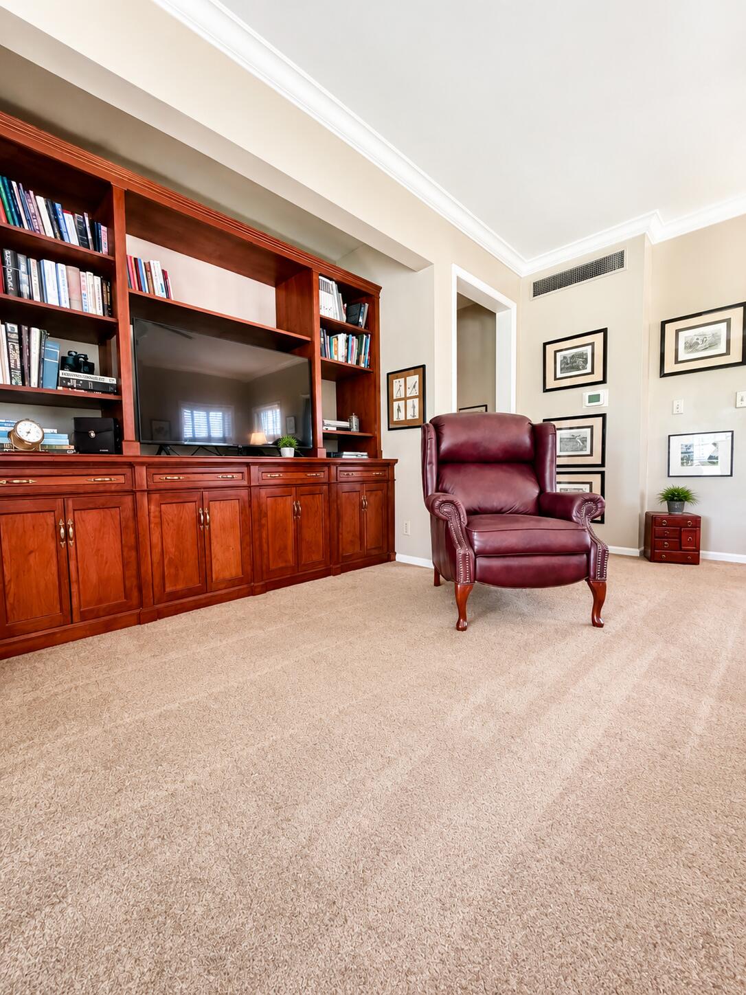 407 Dayton Lakeview, New Carlisle, Ohio 45344