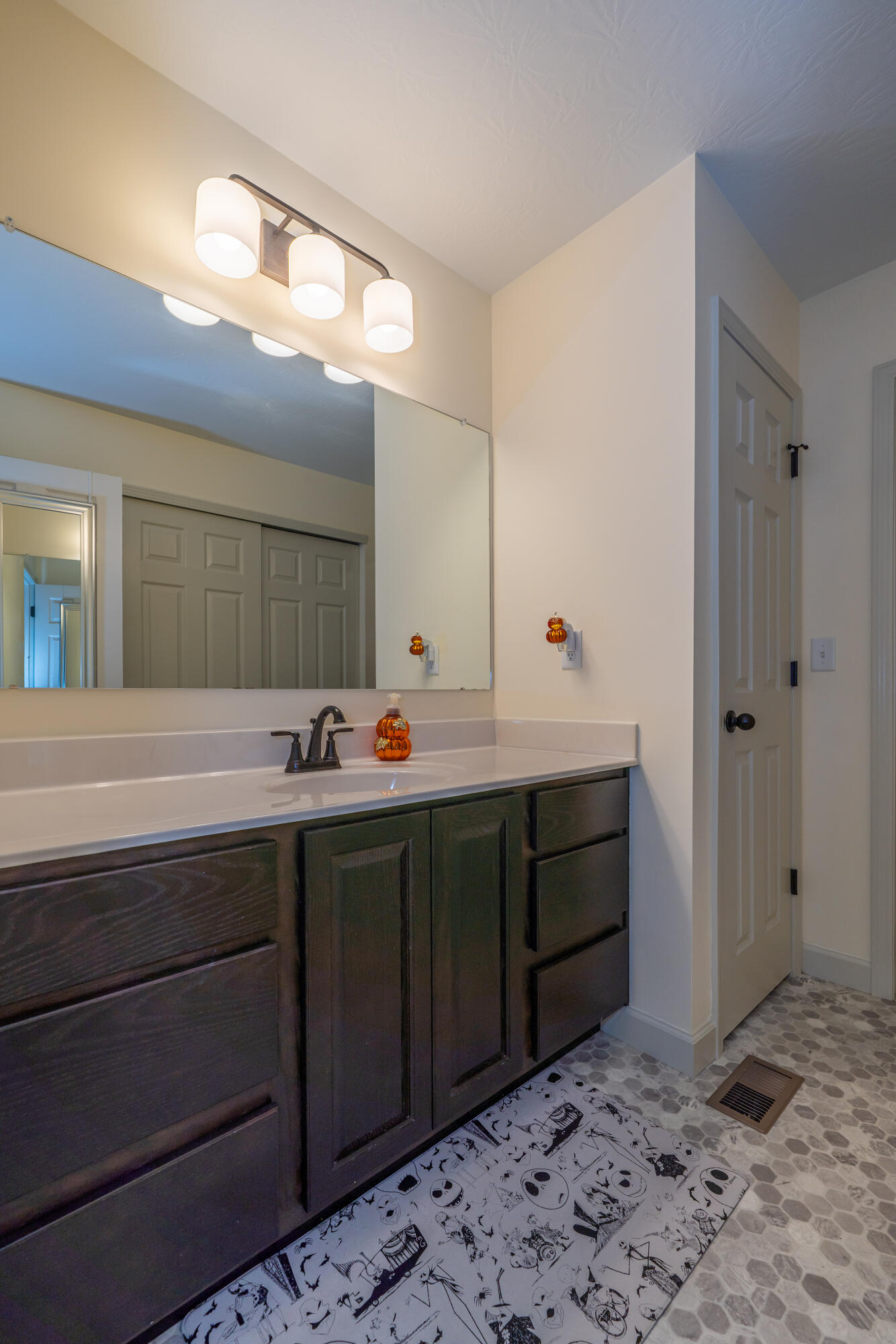 12496 Old Troy, Saint Paris, Ohio 43072