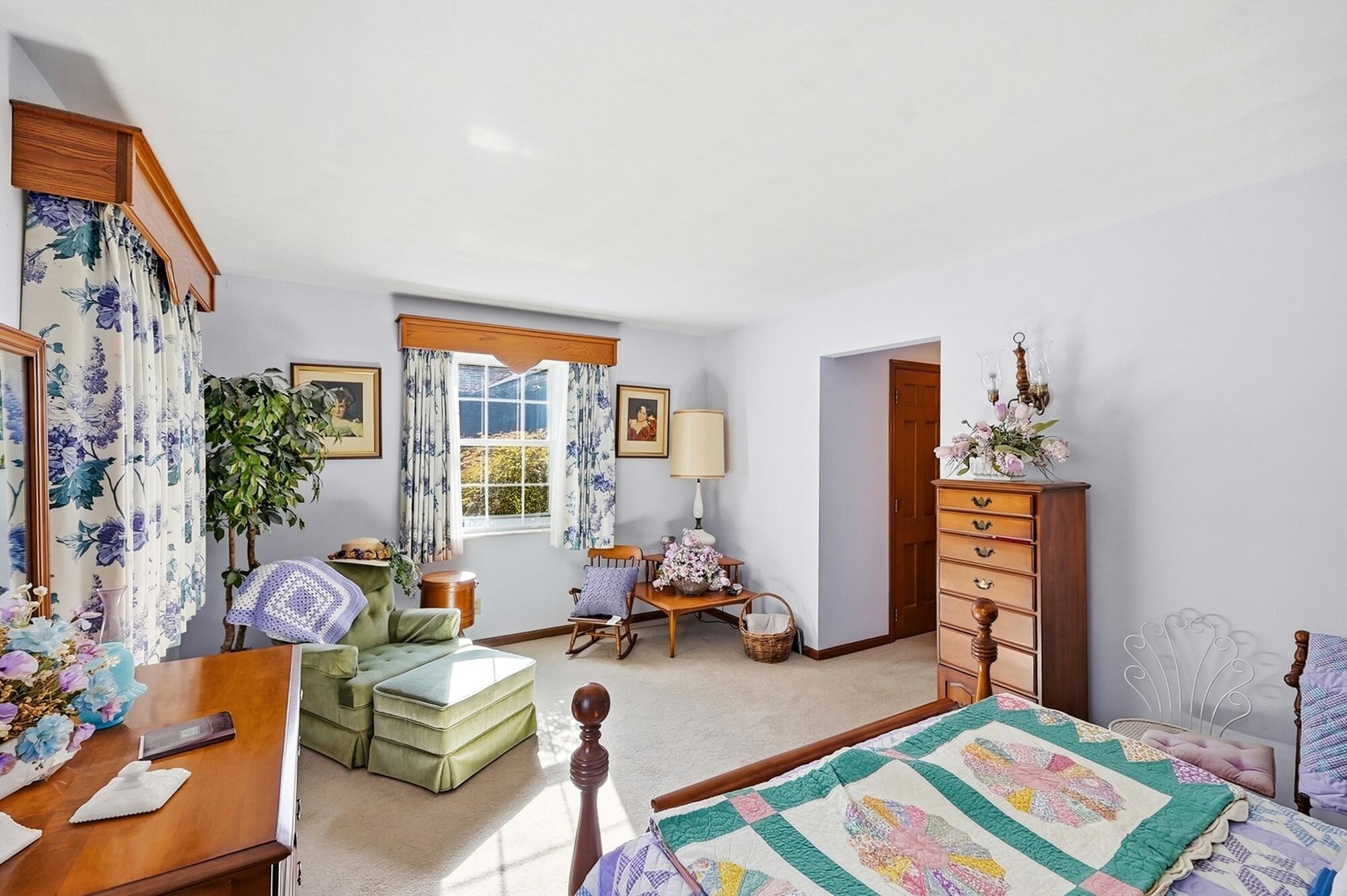 235 Oakridge, Springfield, Ohio 45504