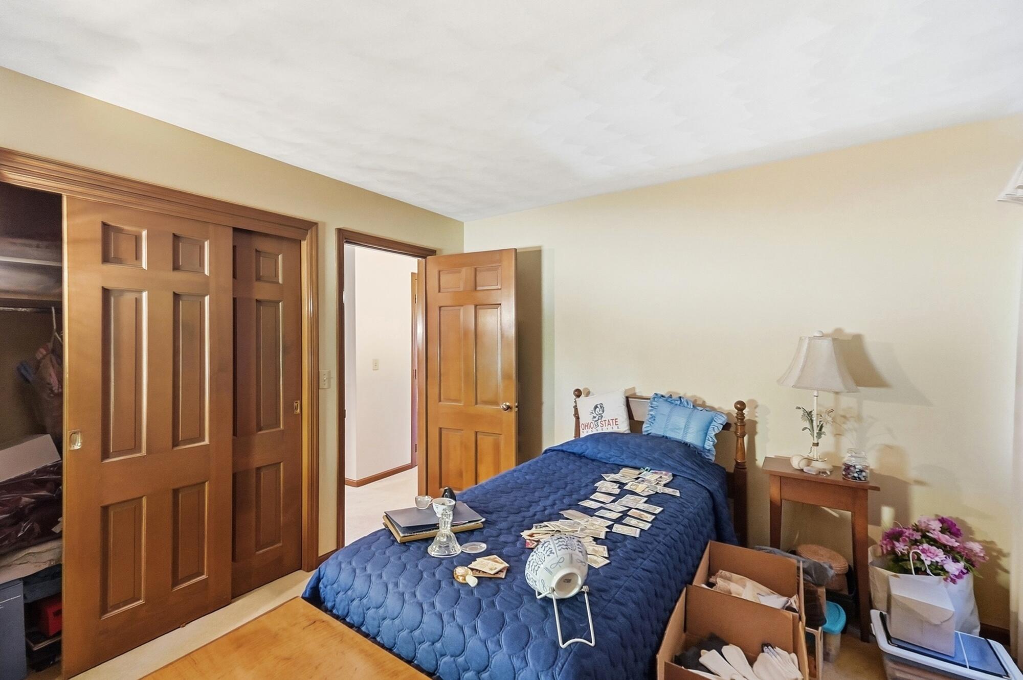 235 Oakridge, Springfield, Ohio 45504