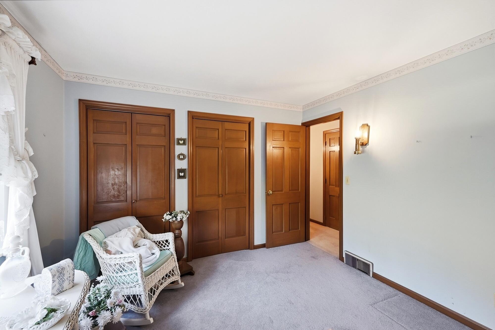 235 Oakridge, Springfield, Ohio 45504