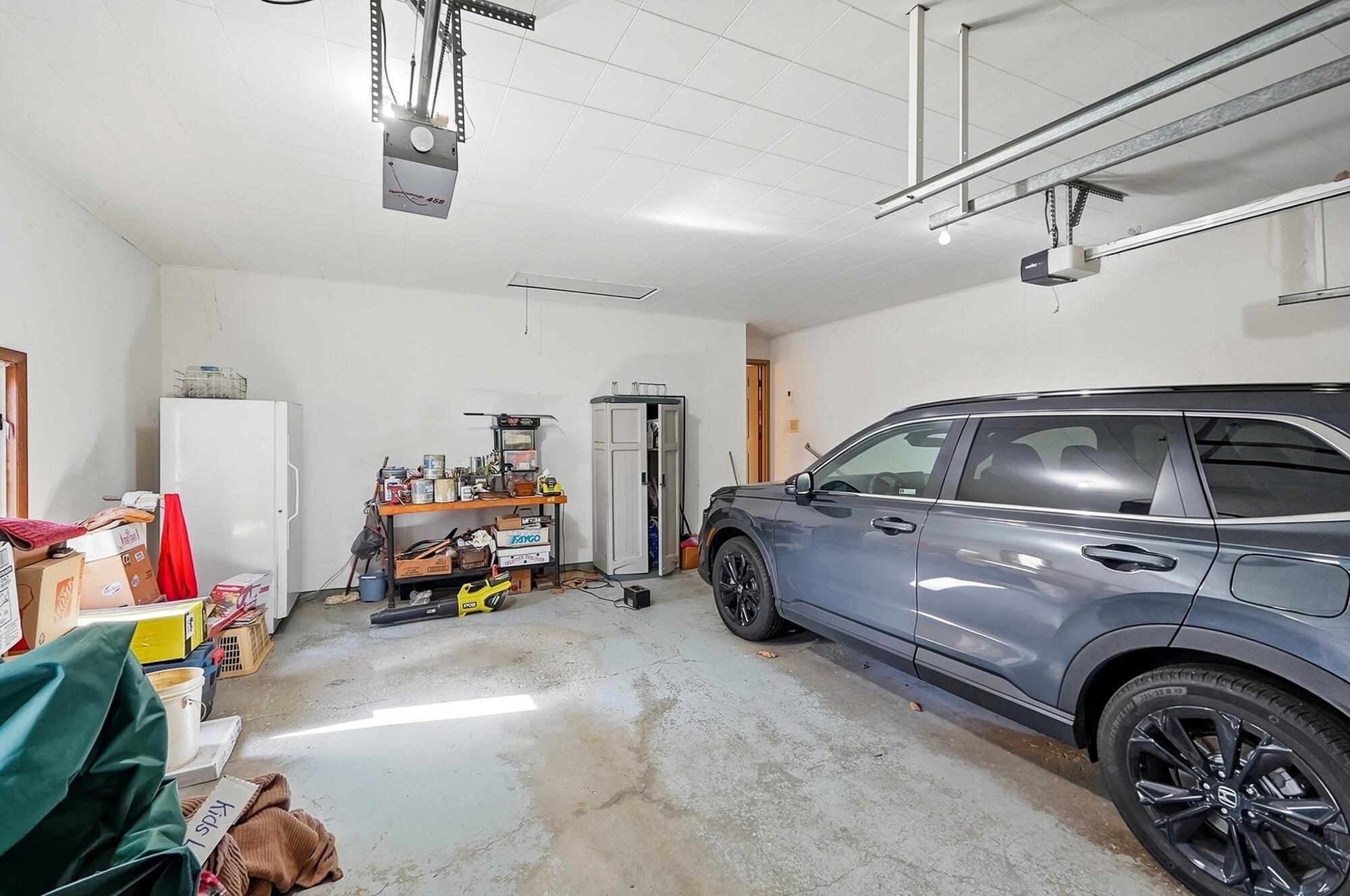 235 Oakridge, Springfield, Ohio 45504