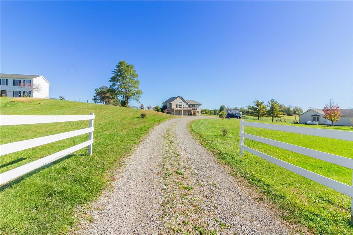 7201 State Route 559, Zanesfield, Ohio 43360