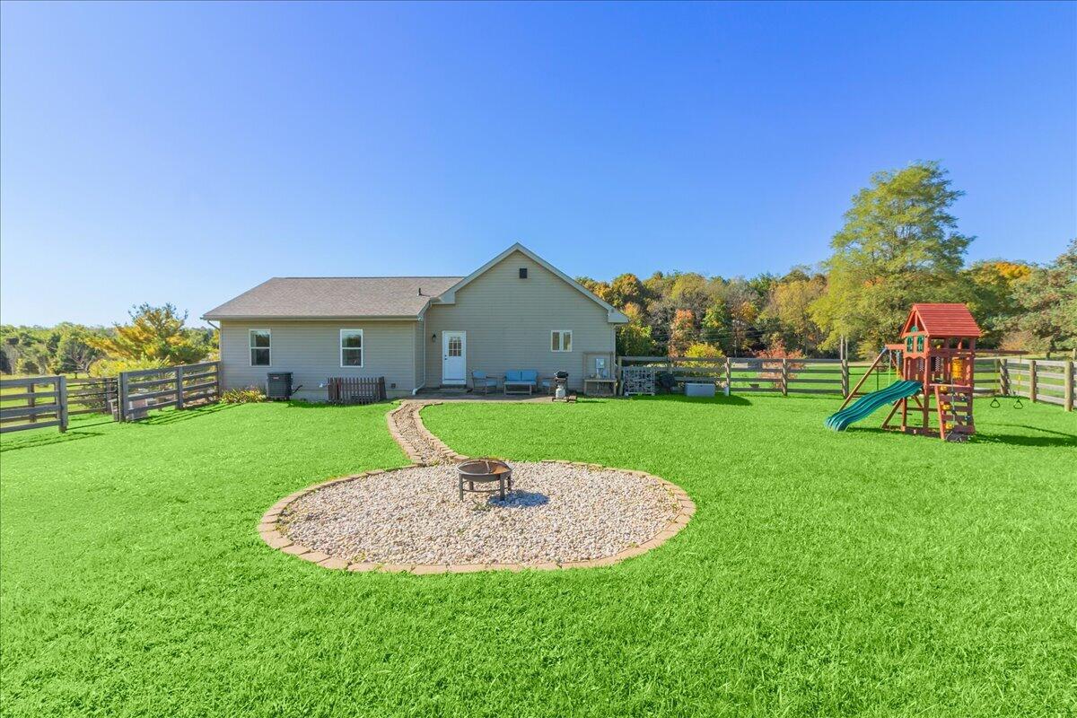 7201 State Route 559, Zanesfield, Ohio 43360
