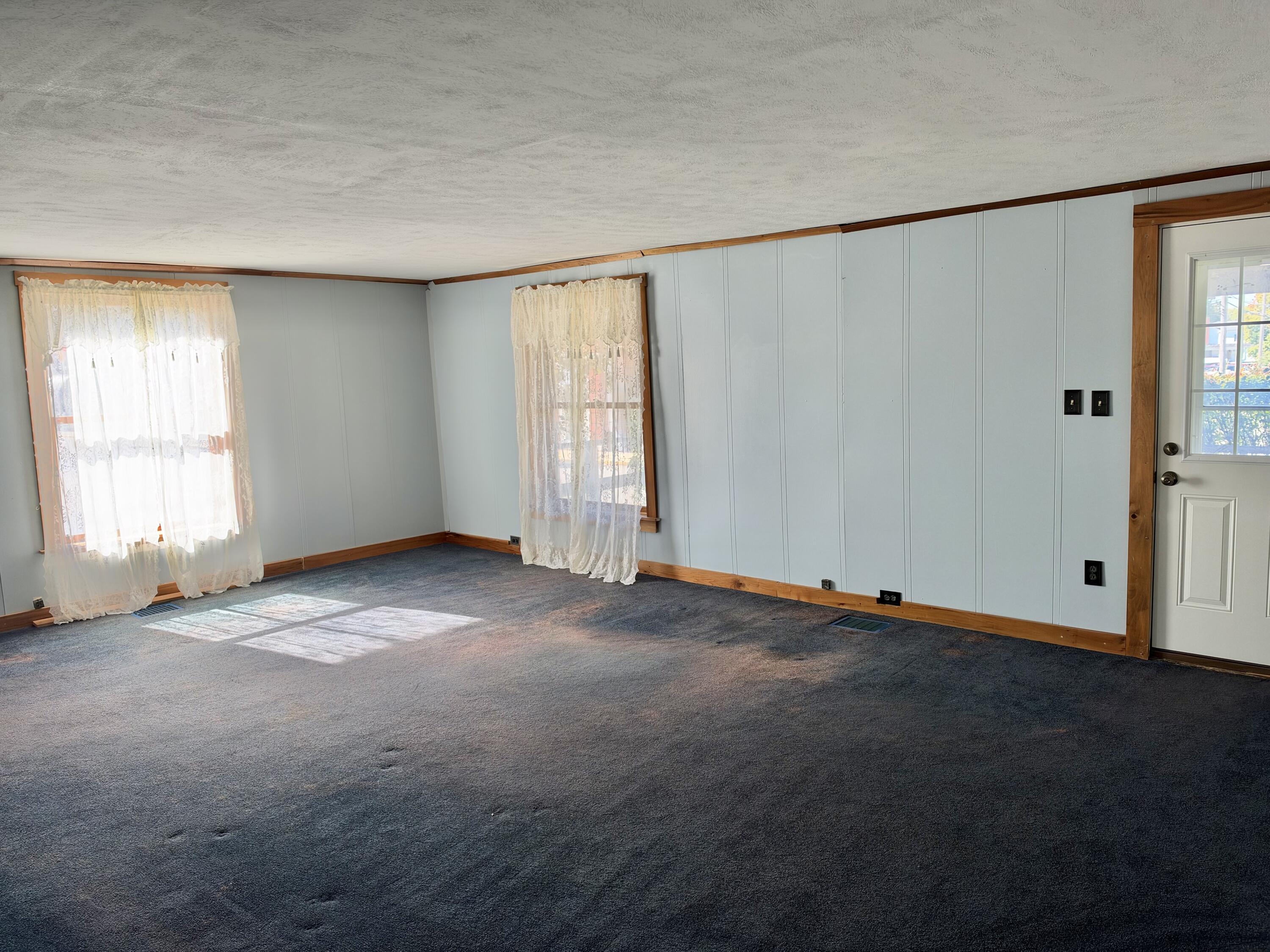 113 Springfield, Saint Paris, Ohio 43072