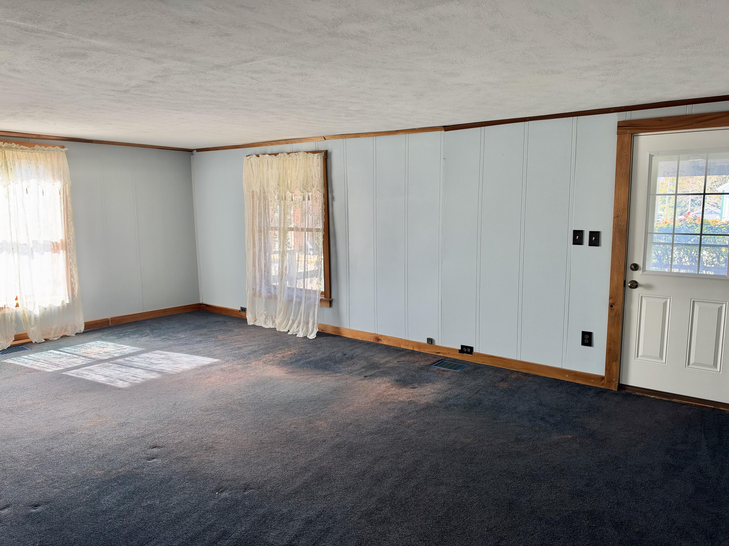113 Springfield, Saint Paris, Ohio 43072