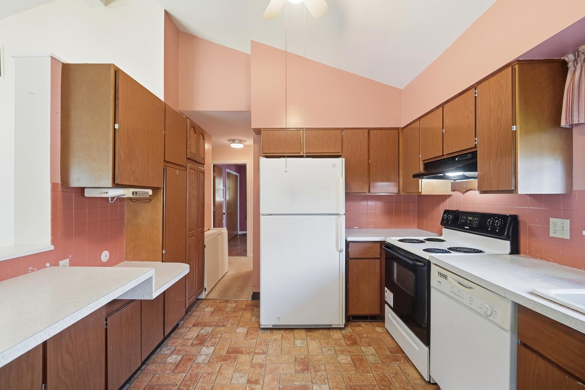 2132 Broadway, Springfield, Ohio 45504
