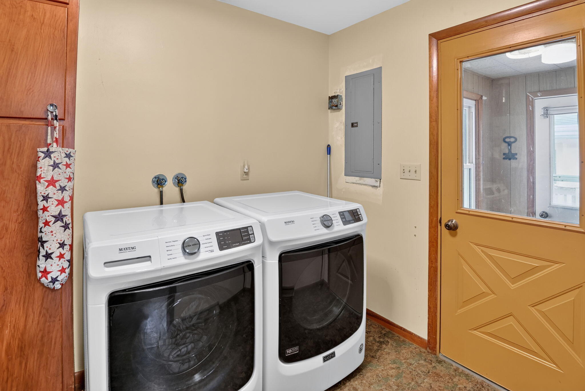 406 Front, Rockford, Ohio 45882