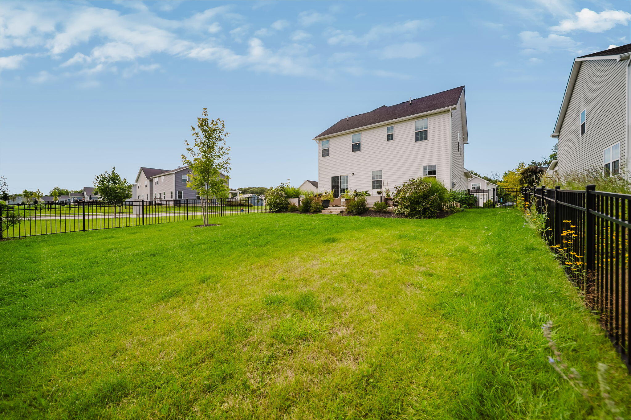 1445 Augustine, Marysville, Ohio 43040
