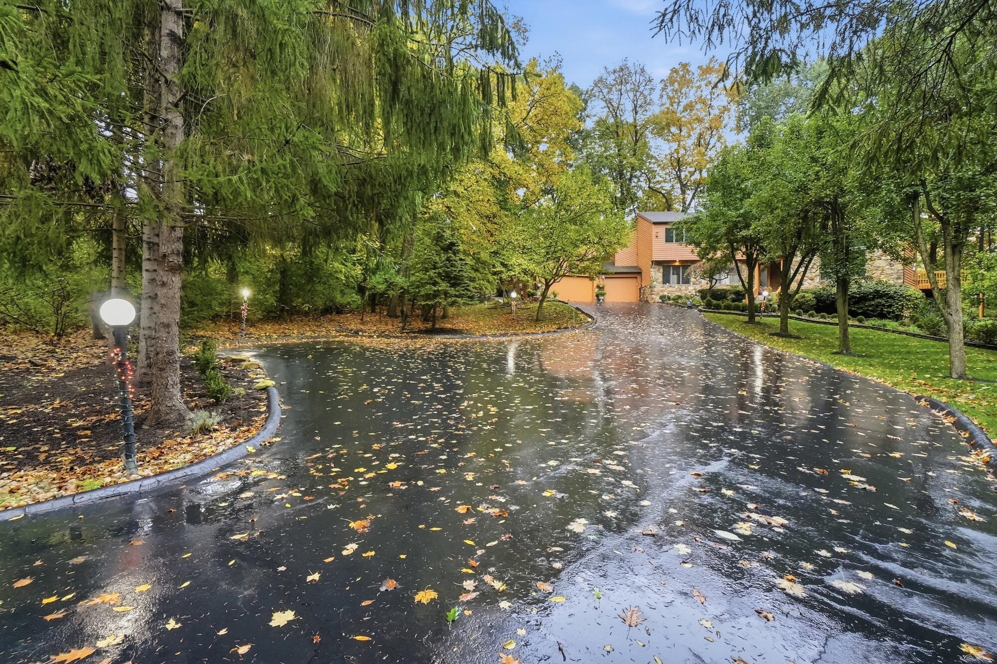 420 Aberfelda, Springfield, Ohio 45504